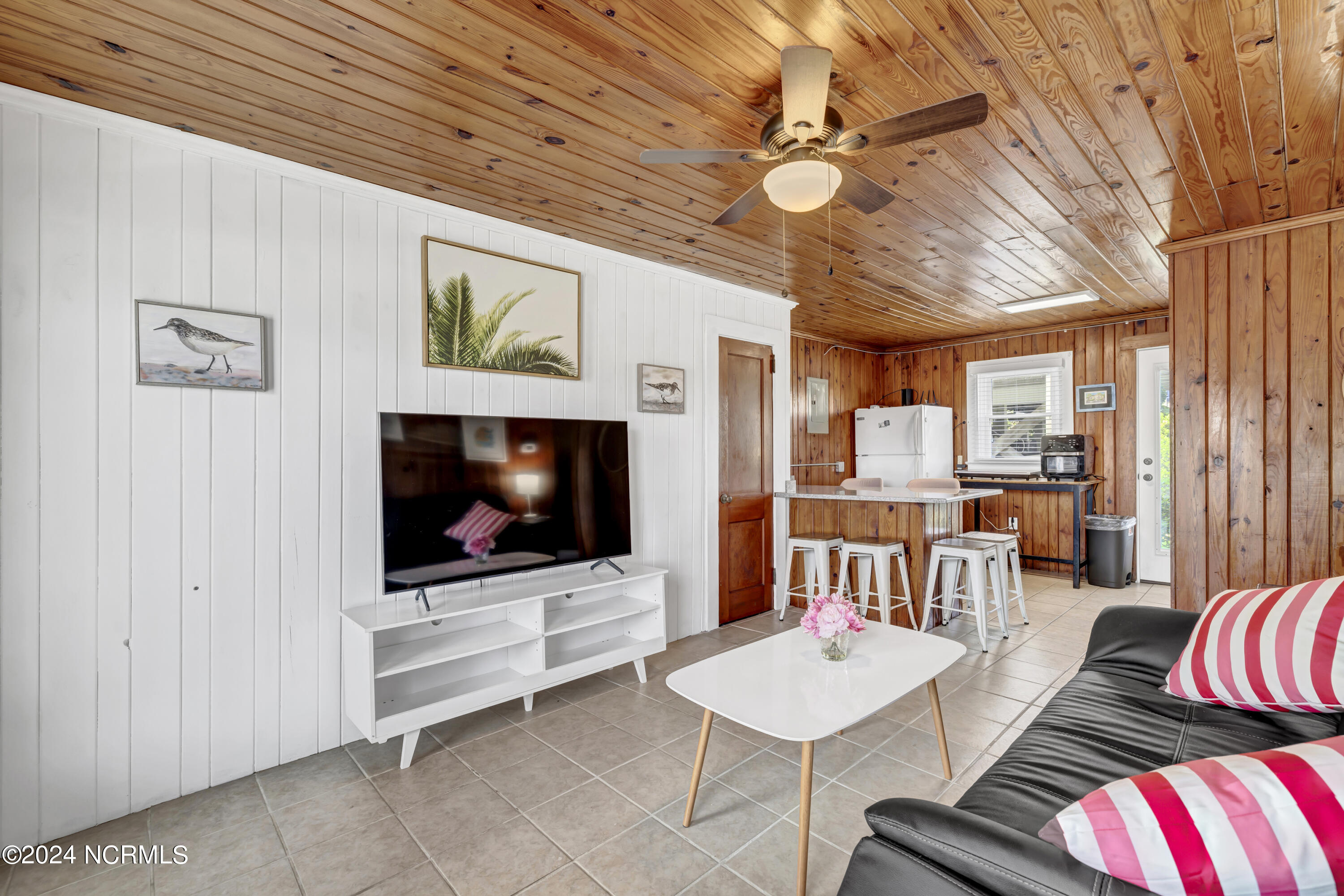 Undisclosed Address, Topsail Beach, NC, 28445