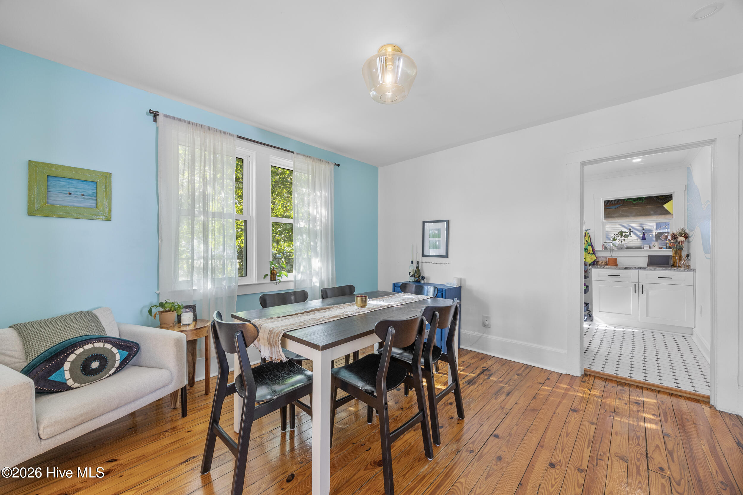 100552854 | Photo 10