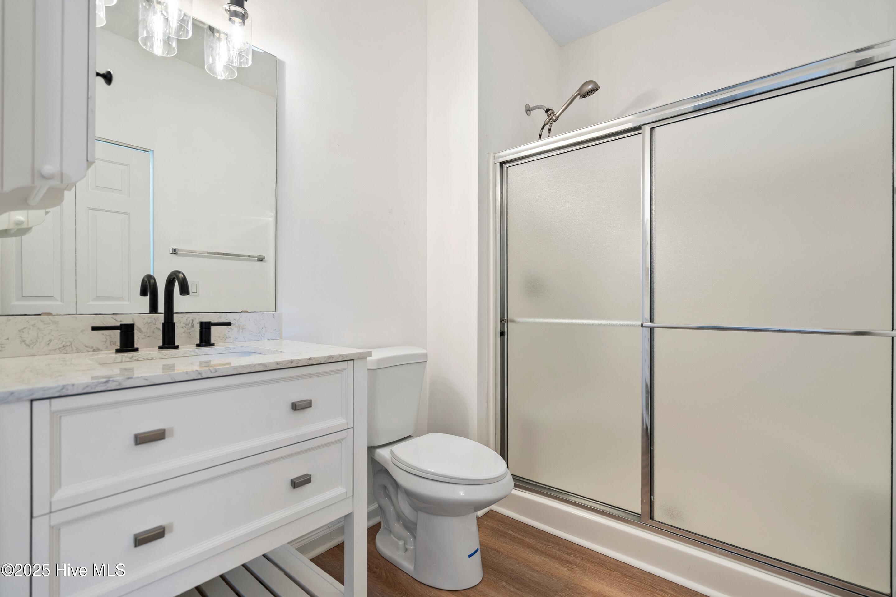 100551288 | Photo 29