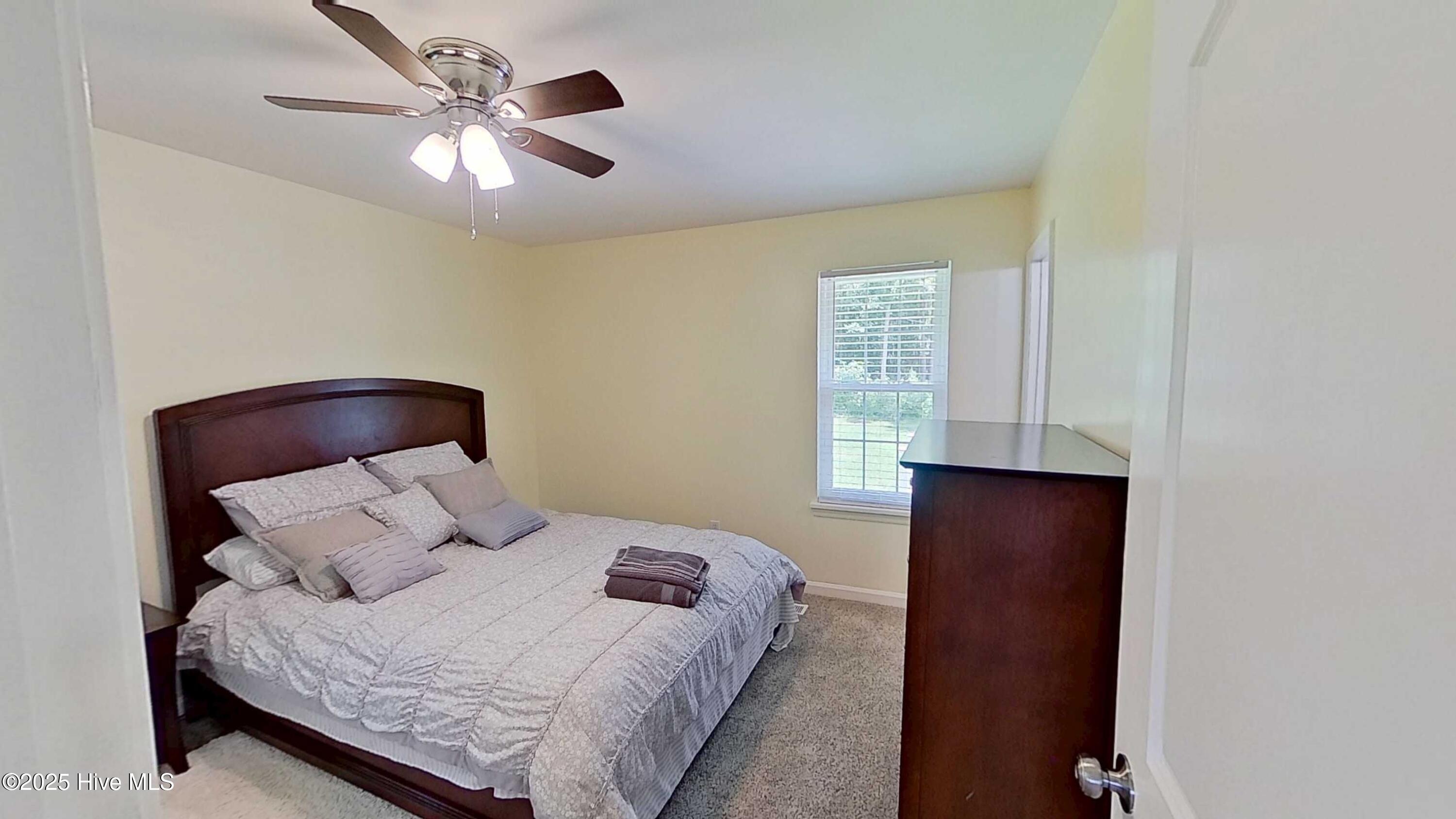 100520578 | Photo 16