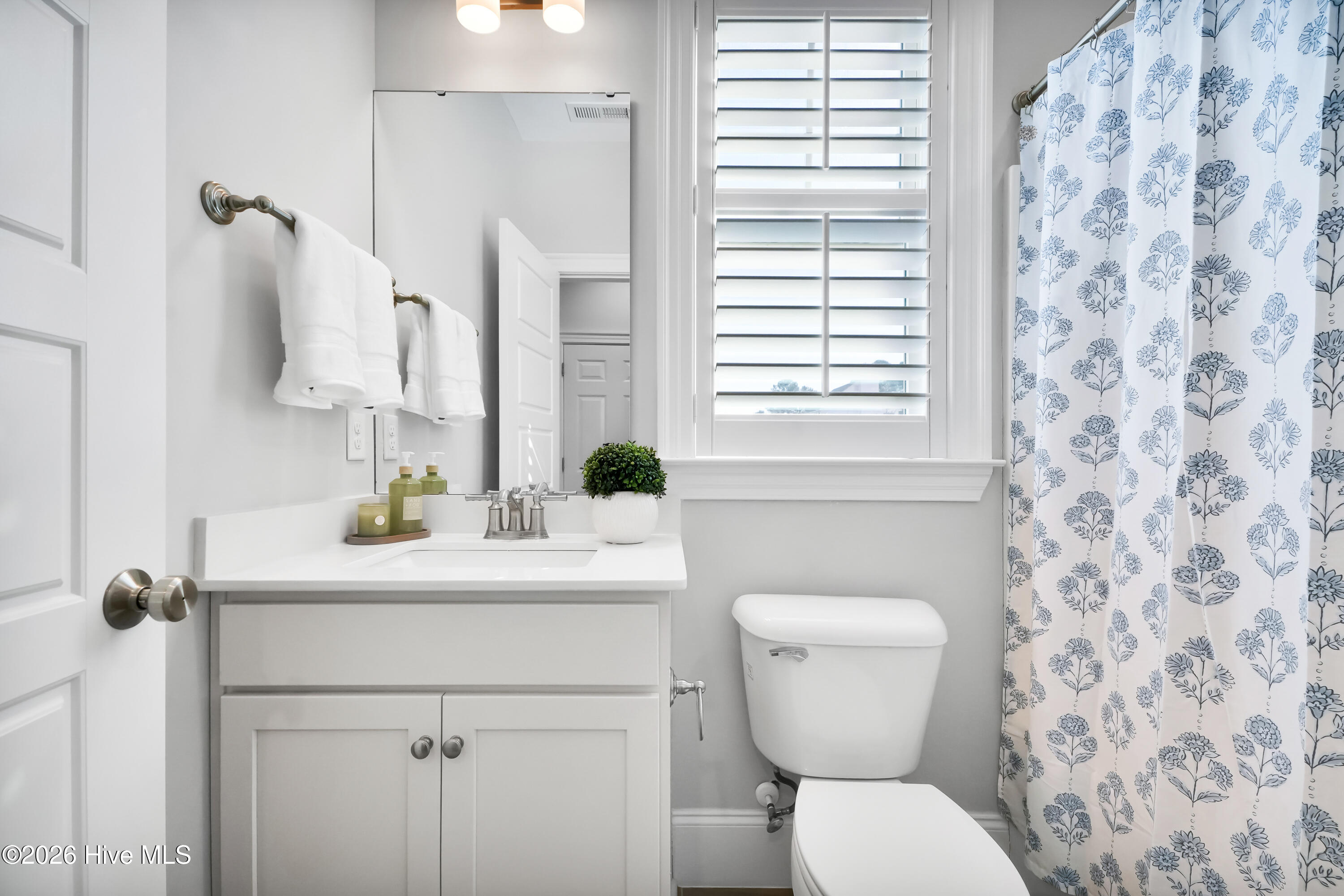 100551656 | Photo 19