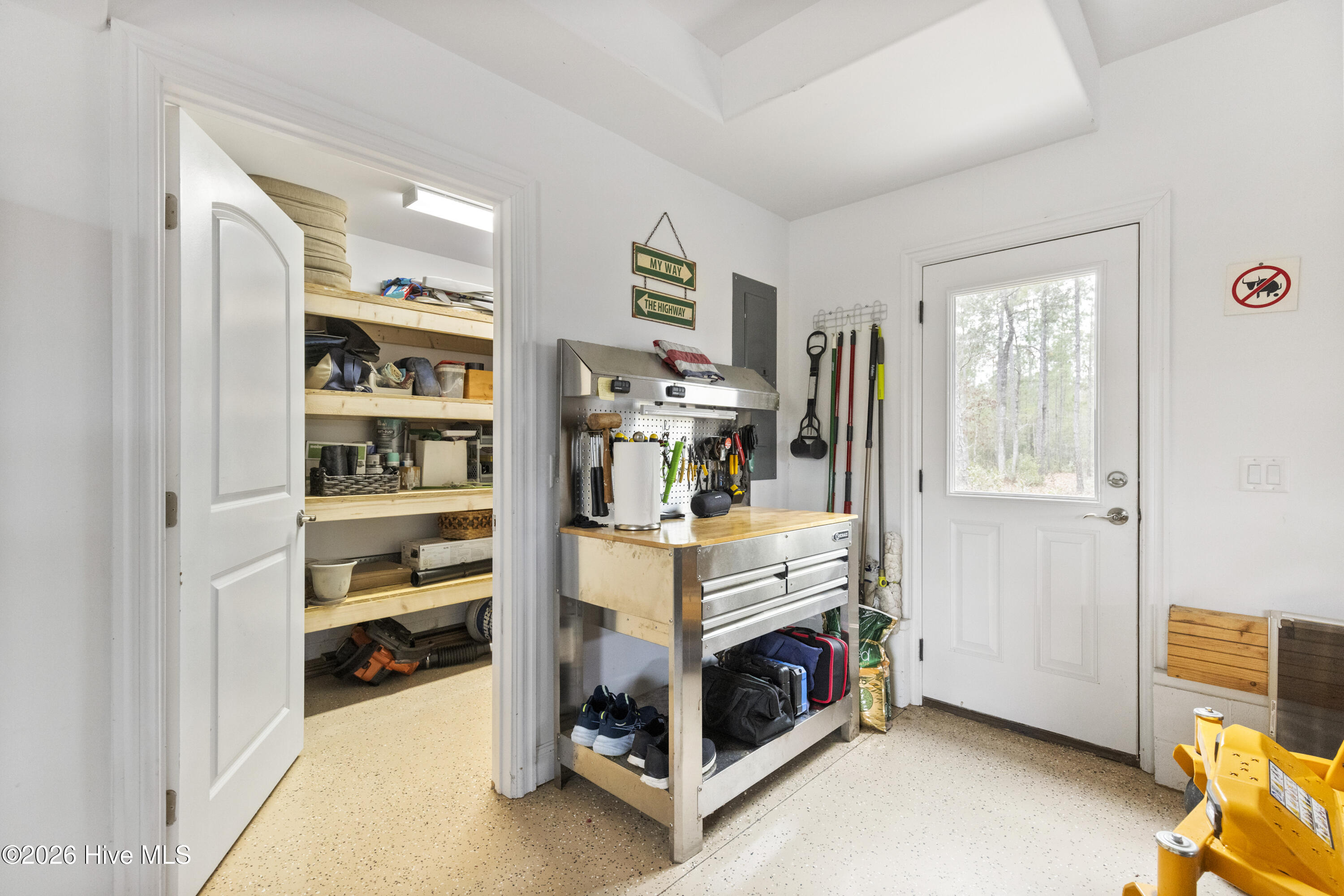 100551646 | Photo 39