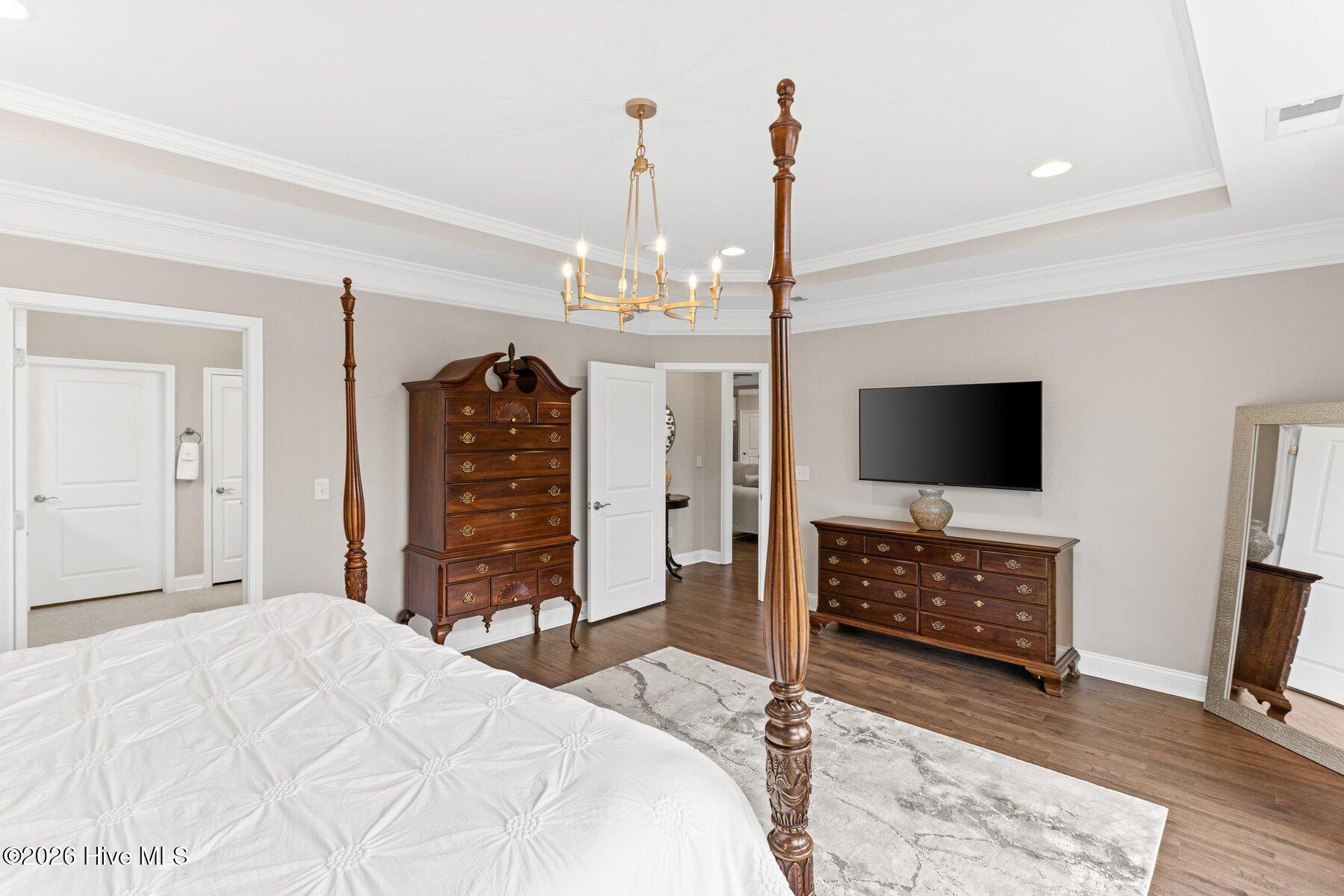 100551985 | Photo 30