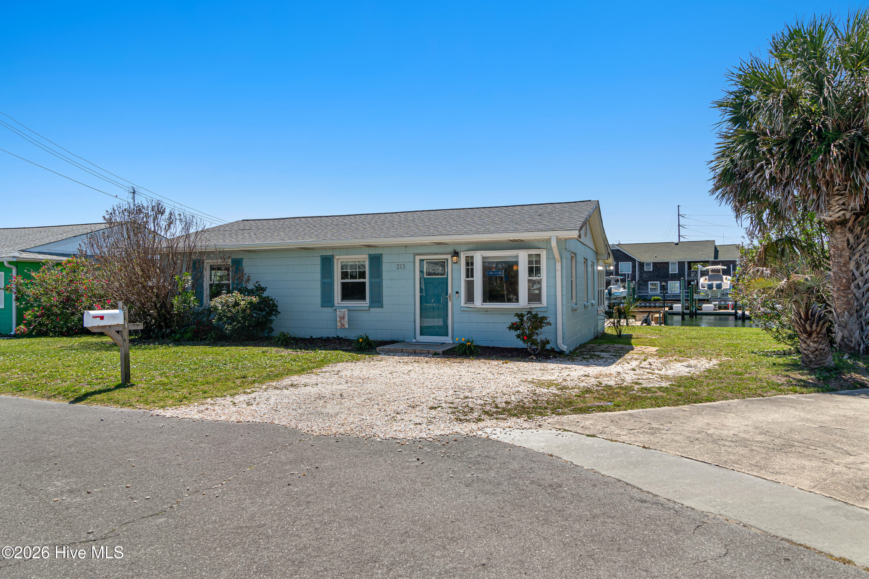 213 W Bogue Sound Drive,Atlantic Beach