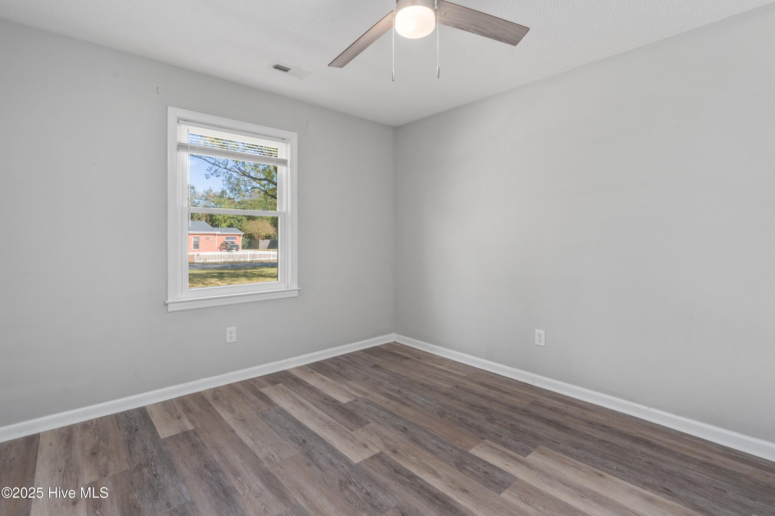 100539708 | Photo 34