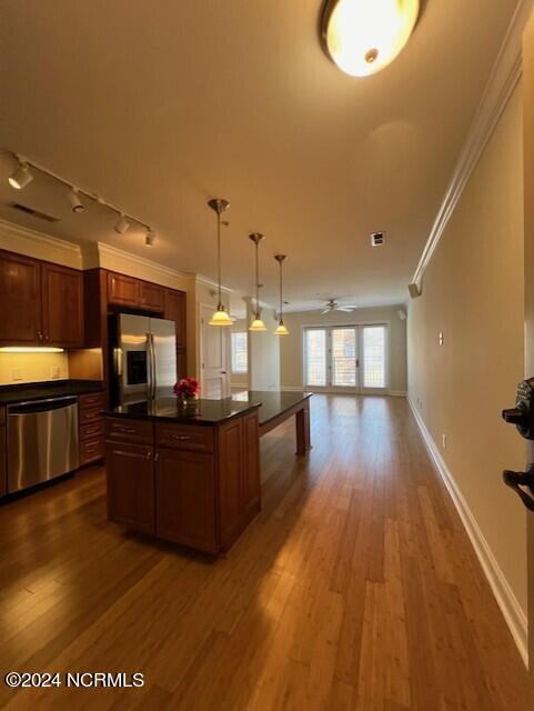 100537337 | Photo 14