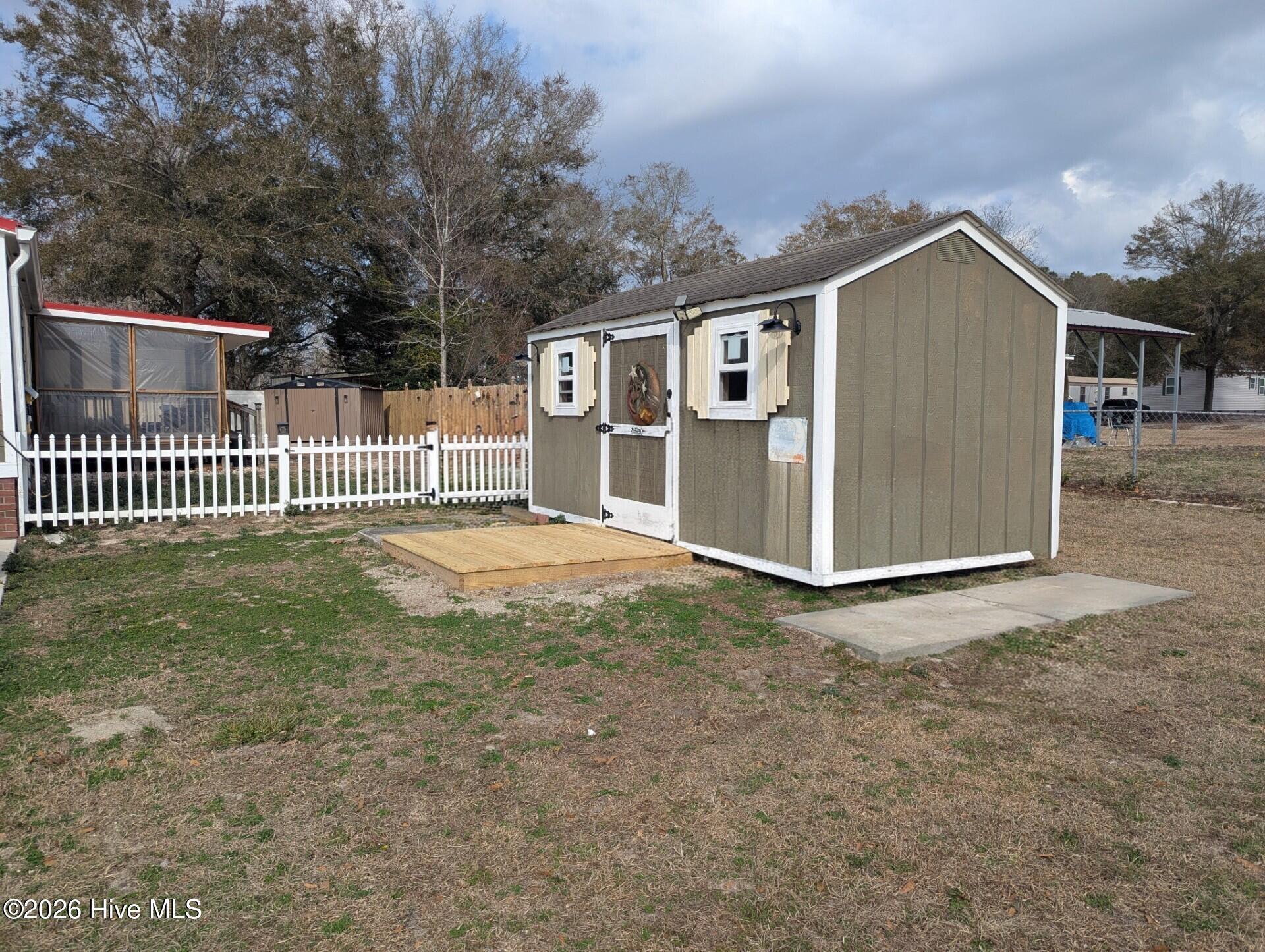 100556092 | Photo 26