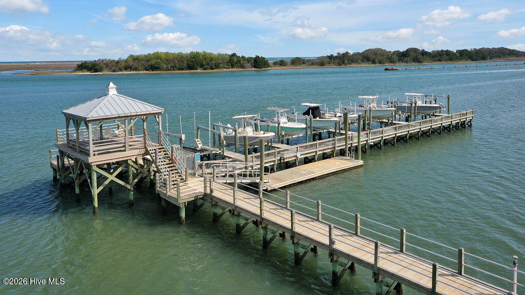 100564956 | Photo 66