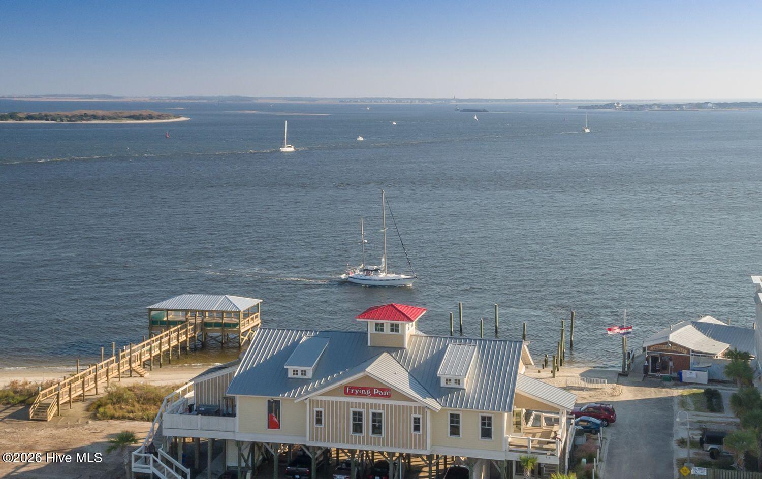 100547366 | Photo 66