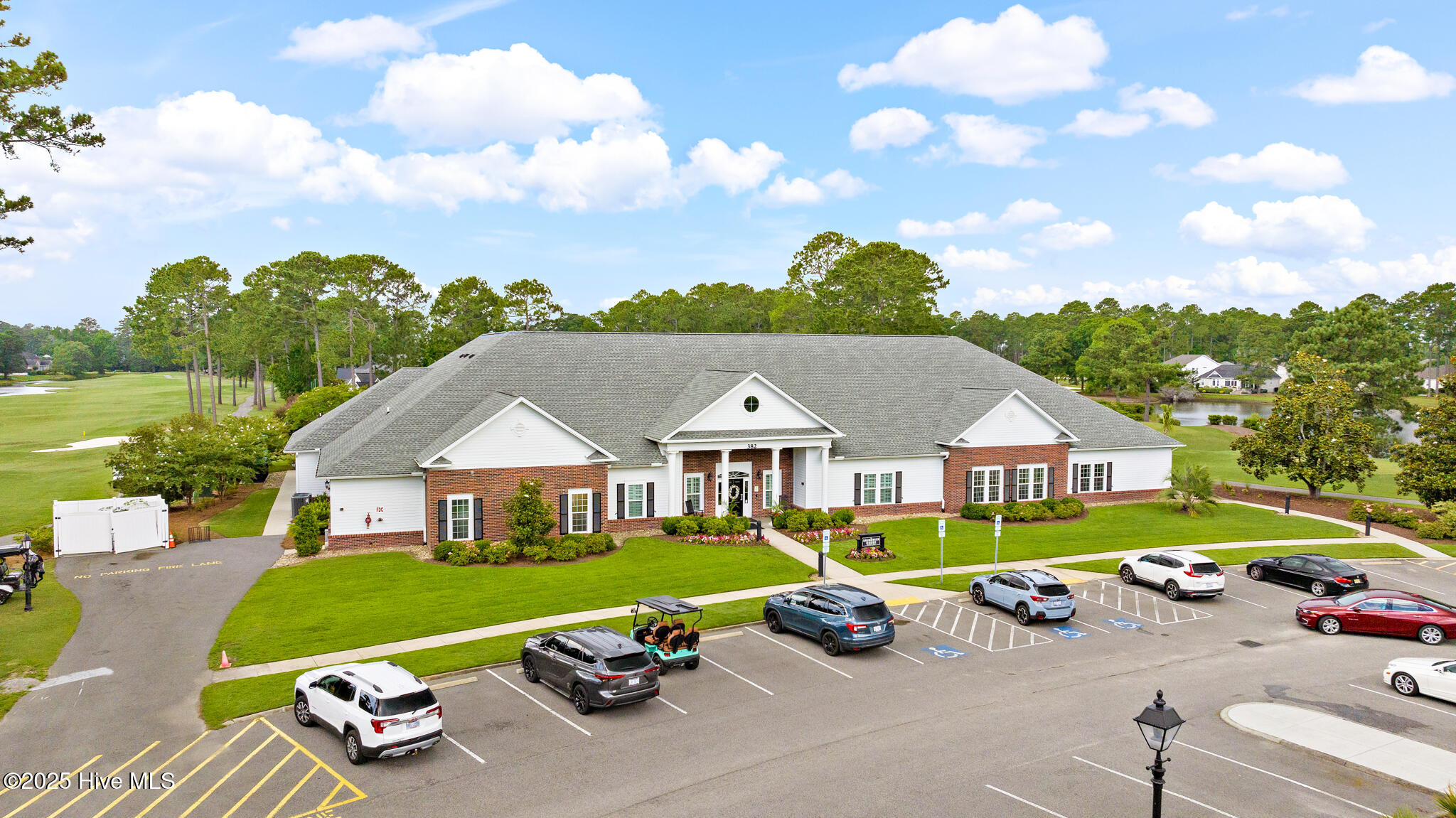 100518032 | Photo 50