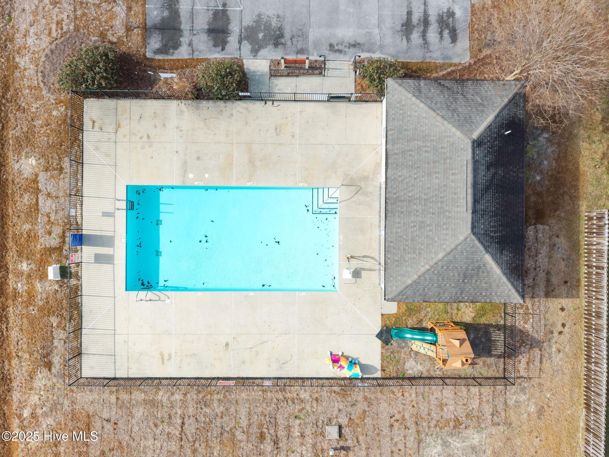 100542971 | Photo 54