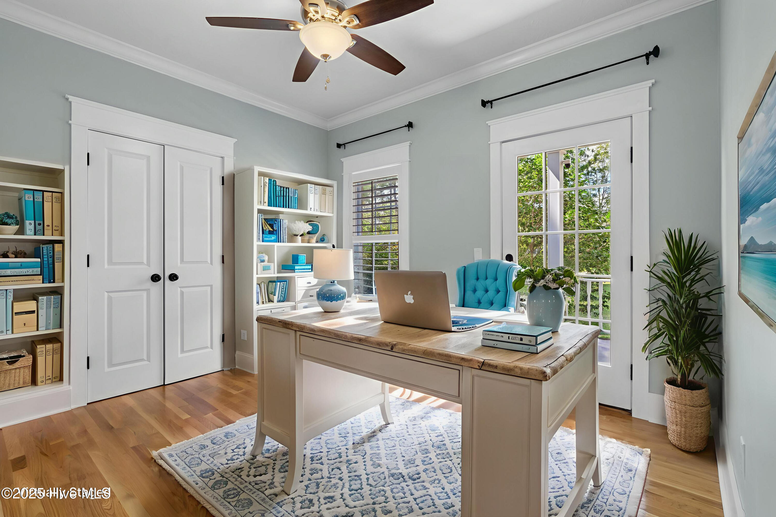 100526729 | Photo 19