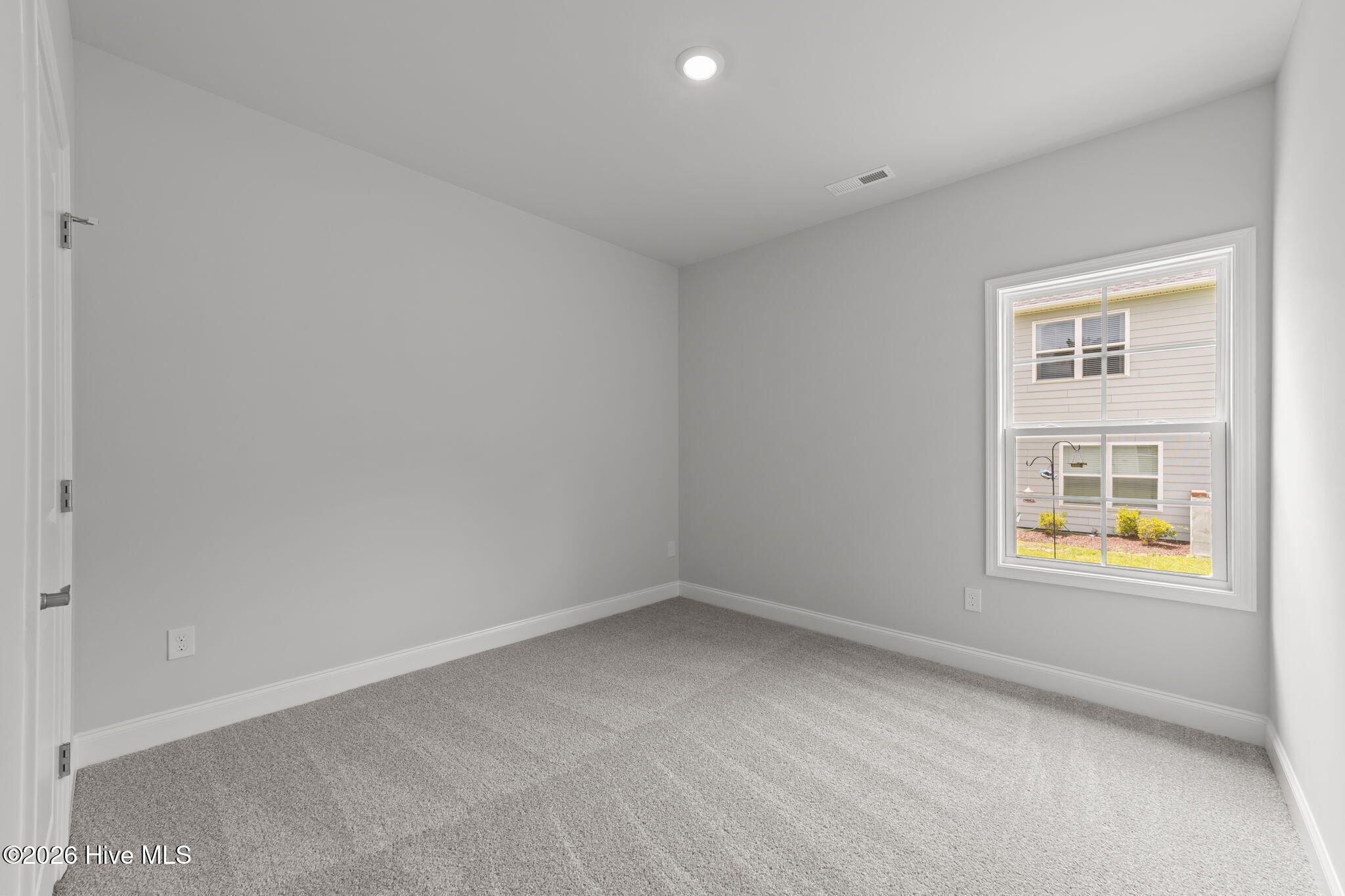 100509829 | Photo 21