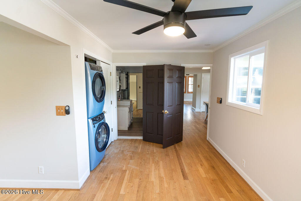 100554317 | Photo 21