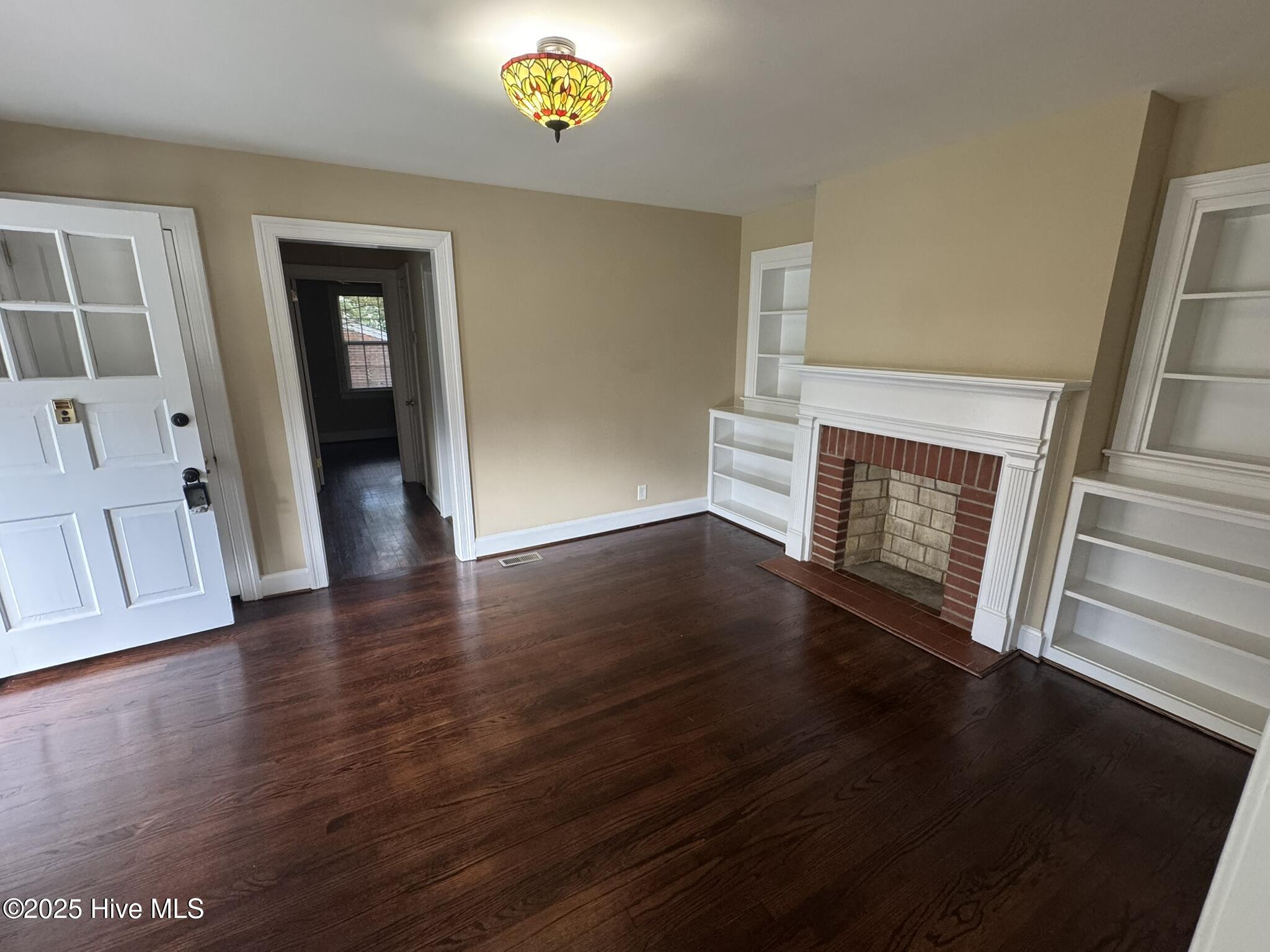 1DA8ABAA-73A4-435B-B932-0D5AB771819E_1_1