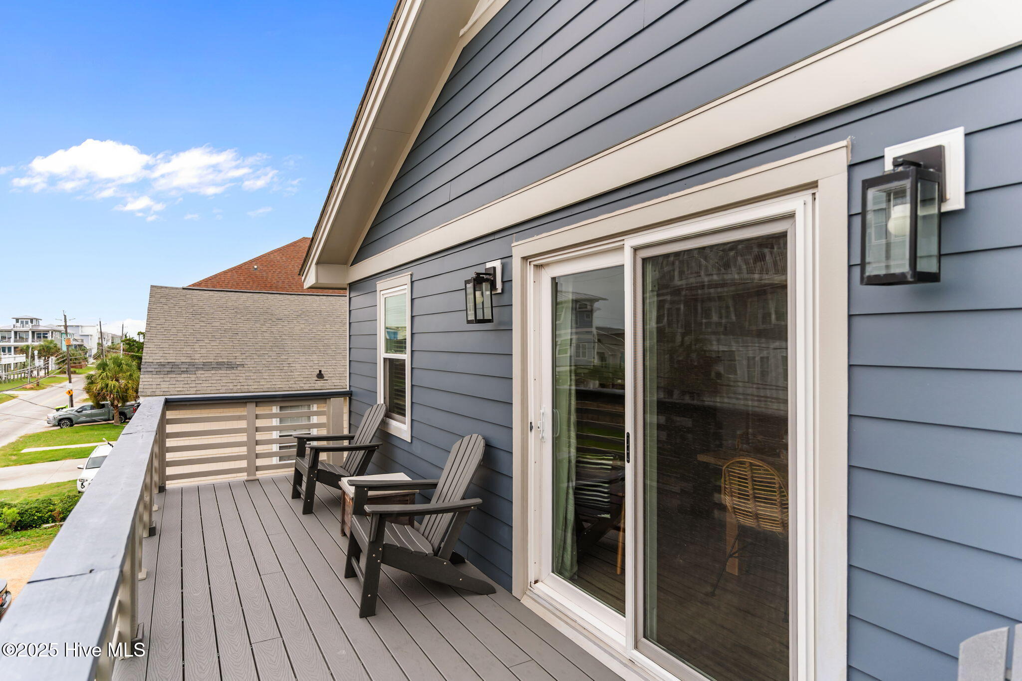 100526073 | Photo 59