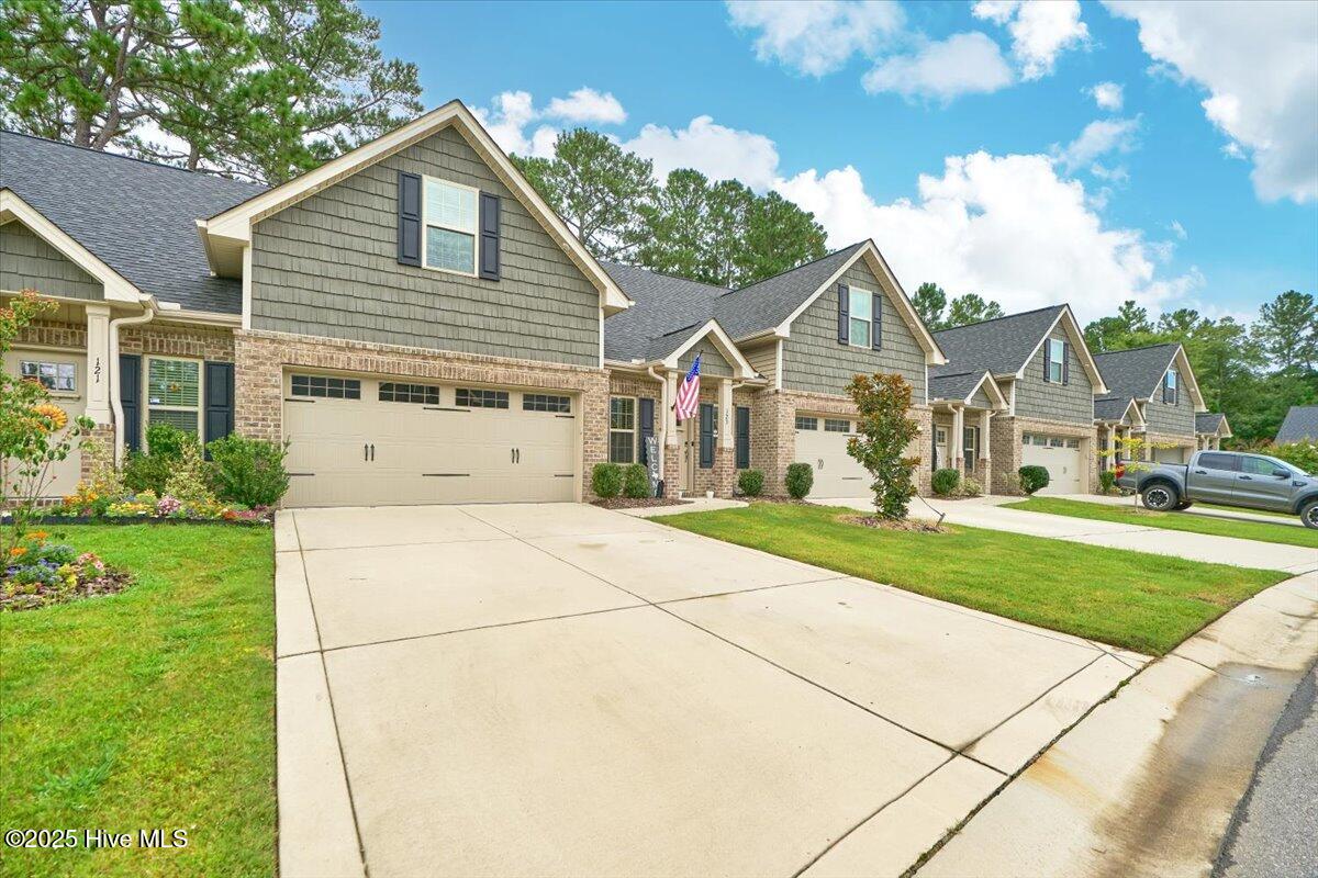 Homes for sale in West End, NC | 123 Lark Dr, West End, NC 27376 | MLS# 100527604