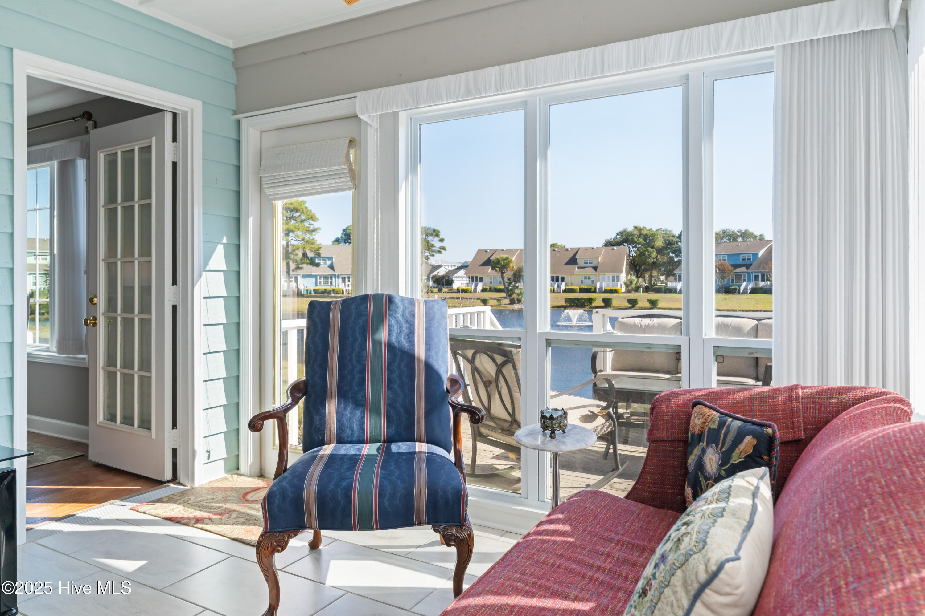 100543099 | Photo 25