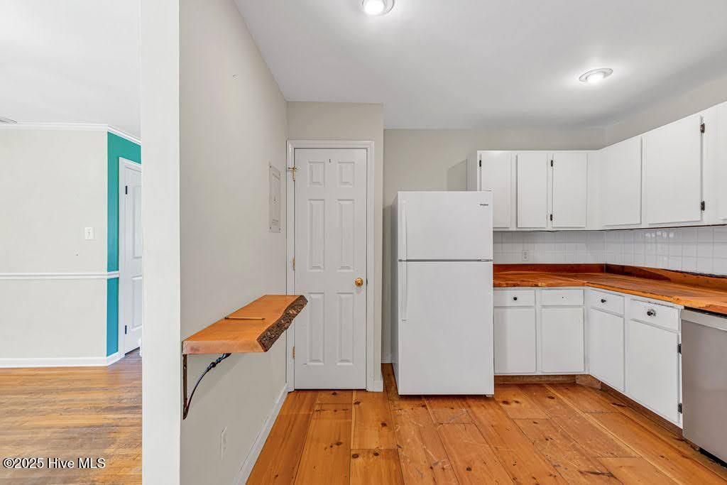 100544286 | Photo 11