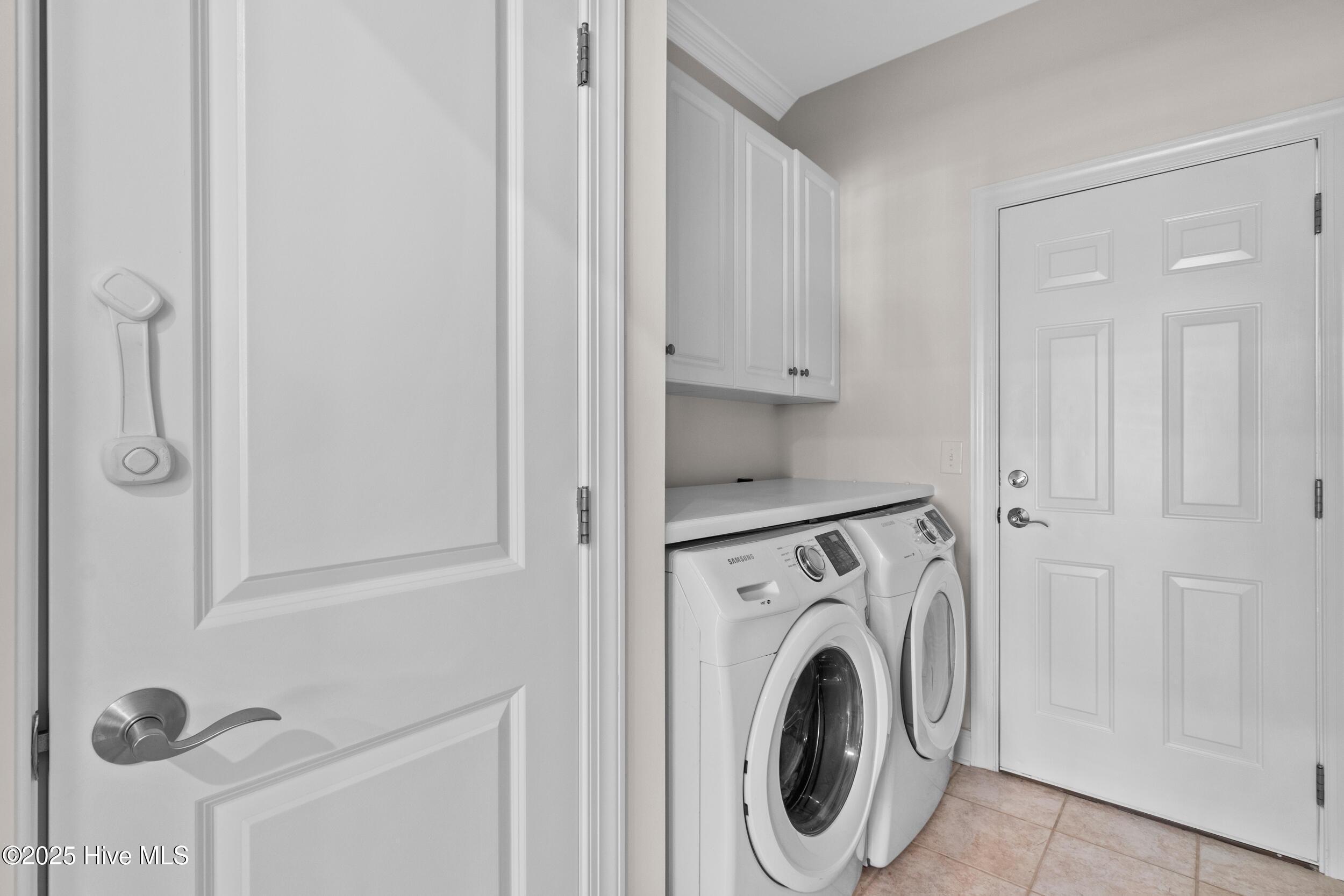 100541482 | Photo 38