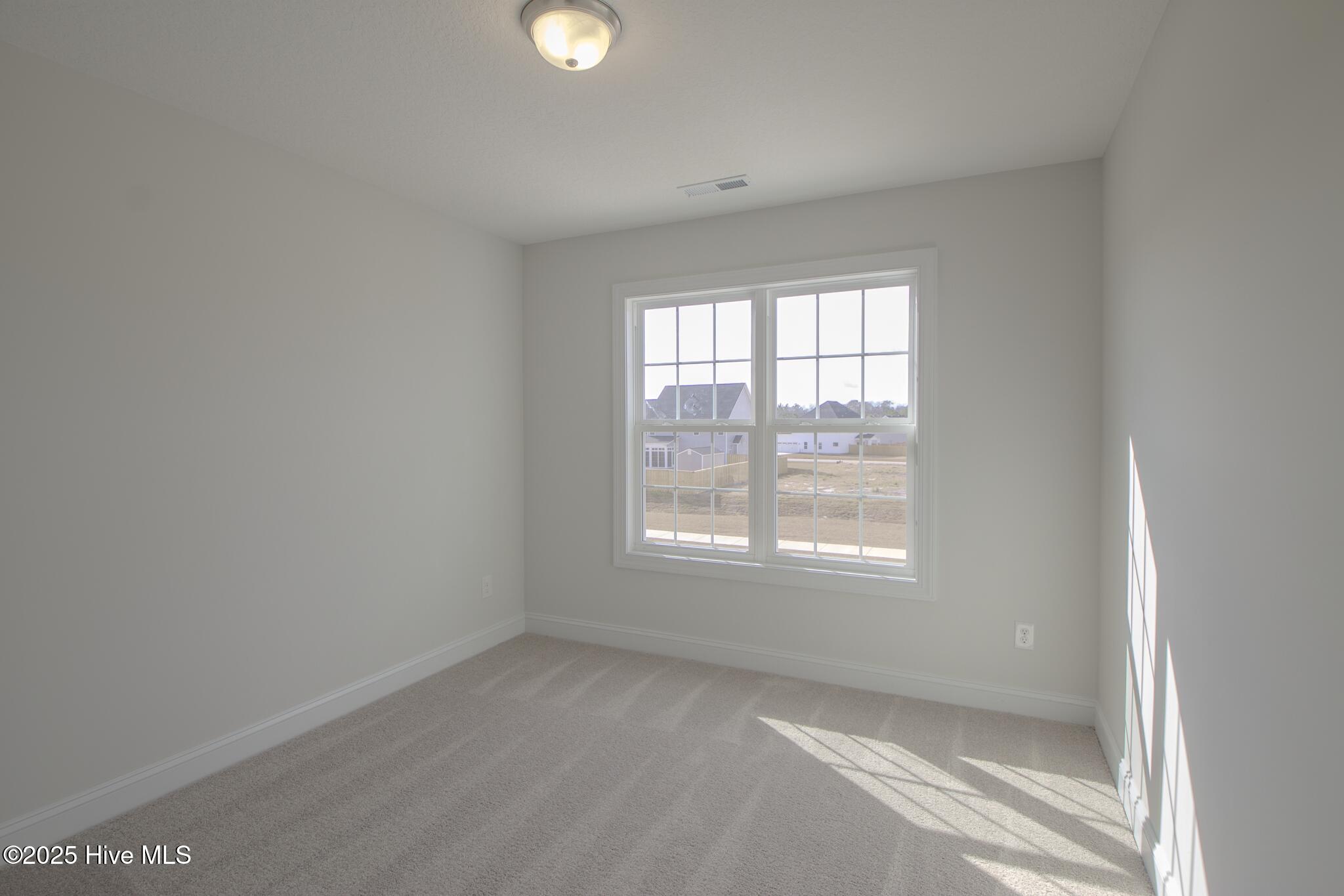 100512966 | Photo 22