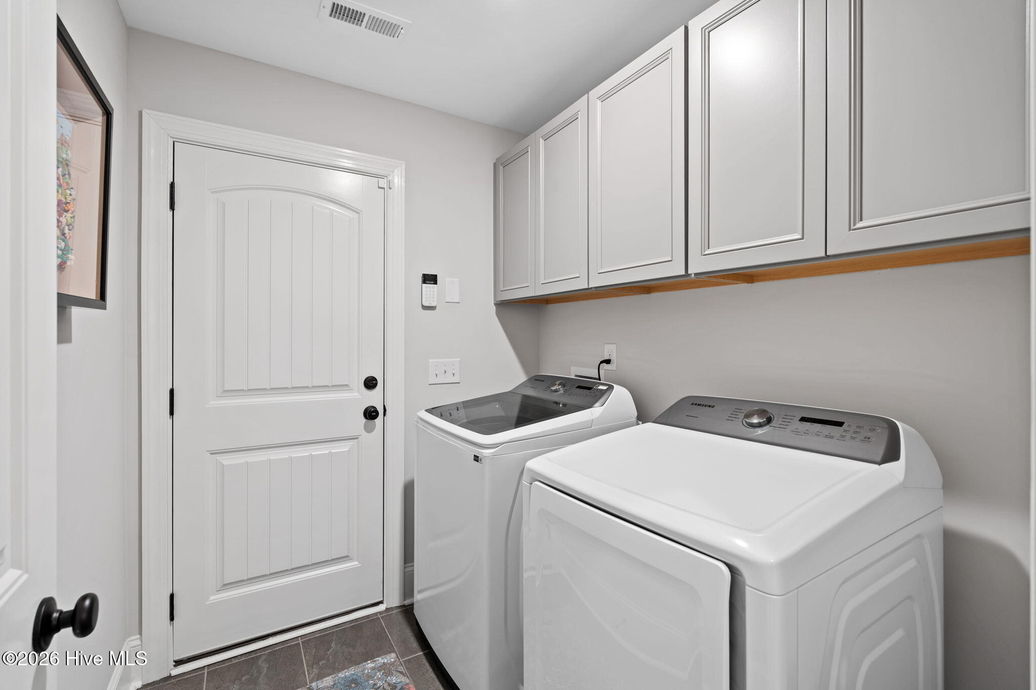 23-web-or-mls-CAMMediaLLC.com (27 of 36)