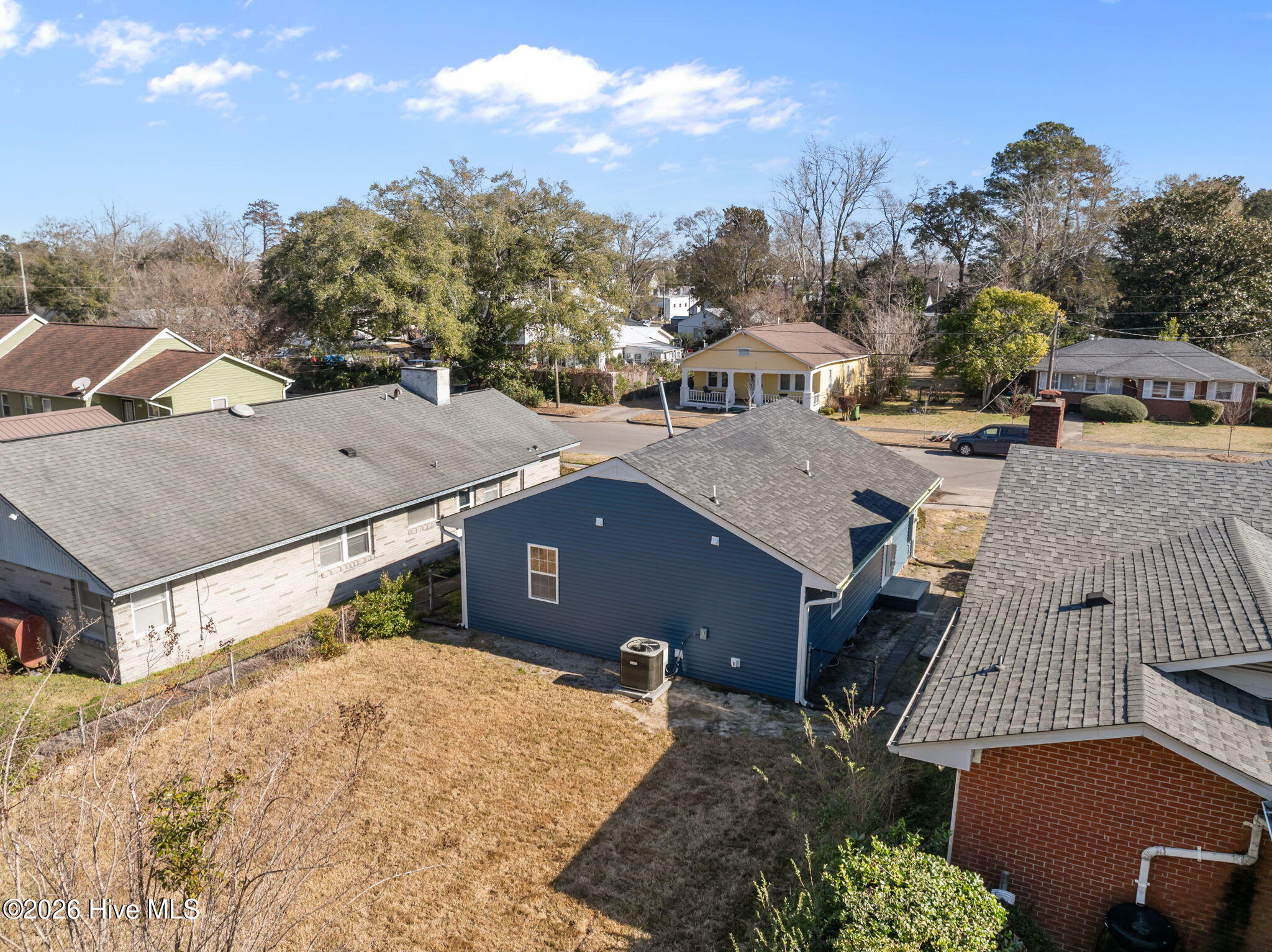 100550477 | Photo 36