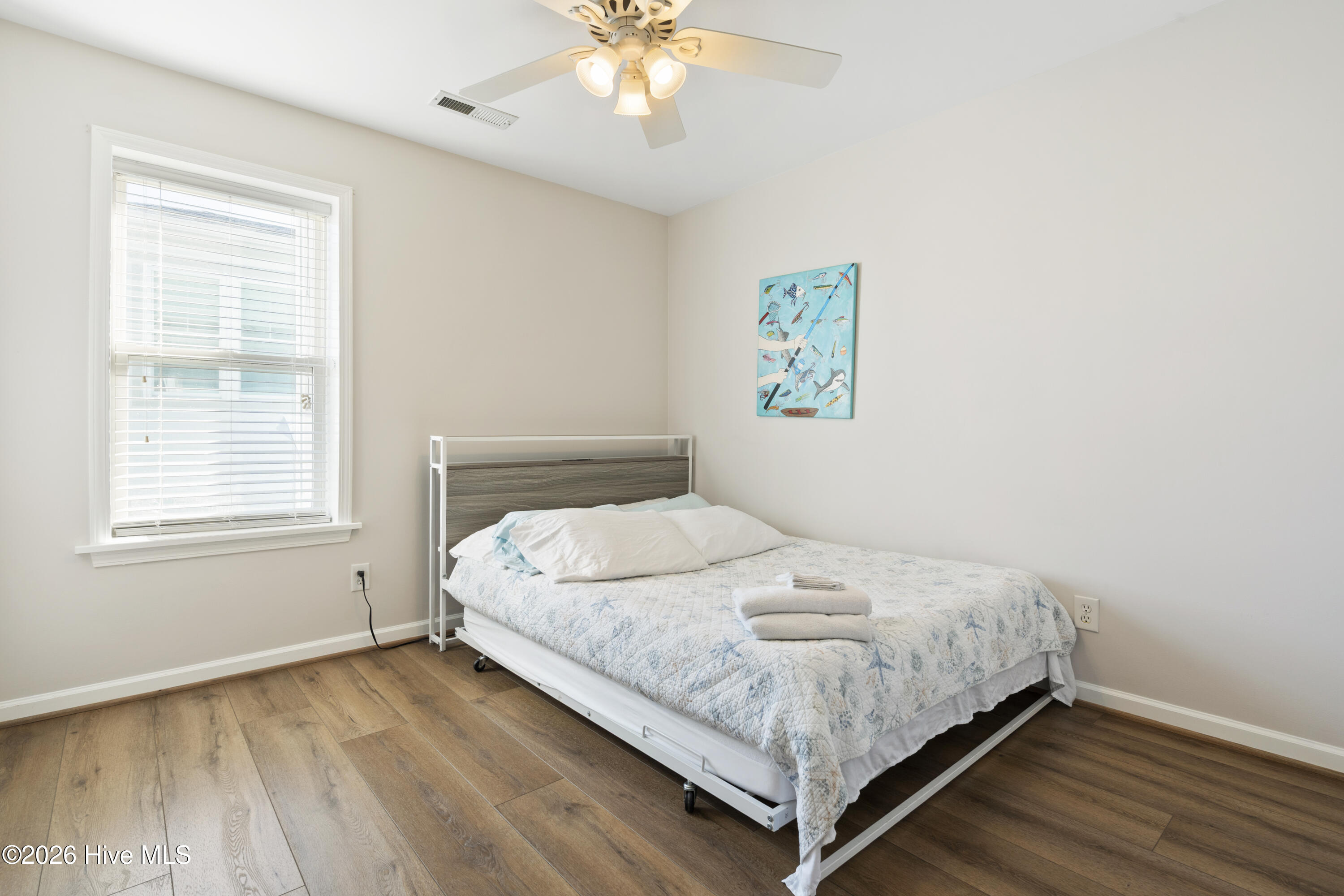 100549941 | Photo 34