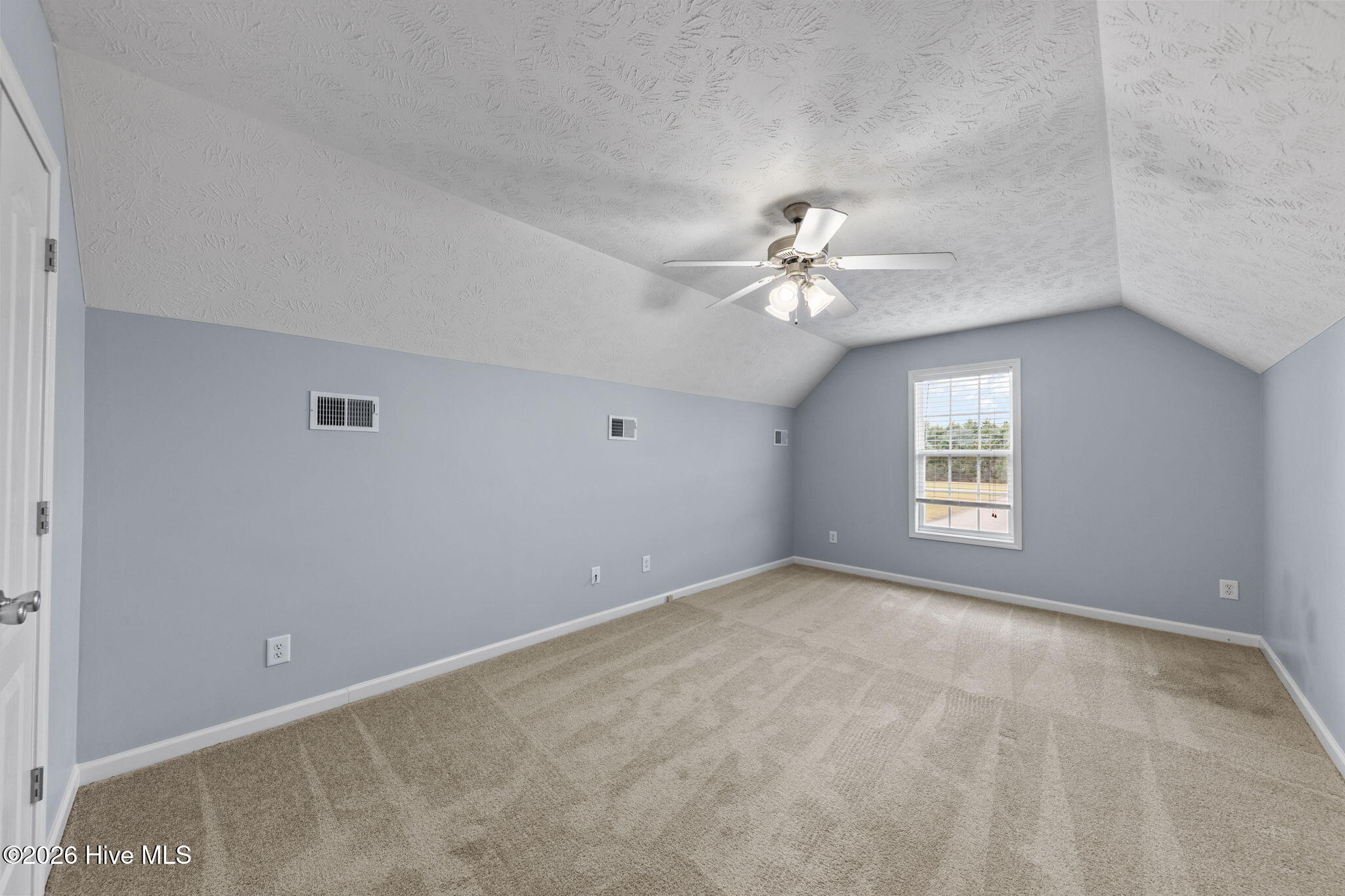 24-web-or-mls-707A4188