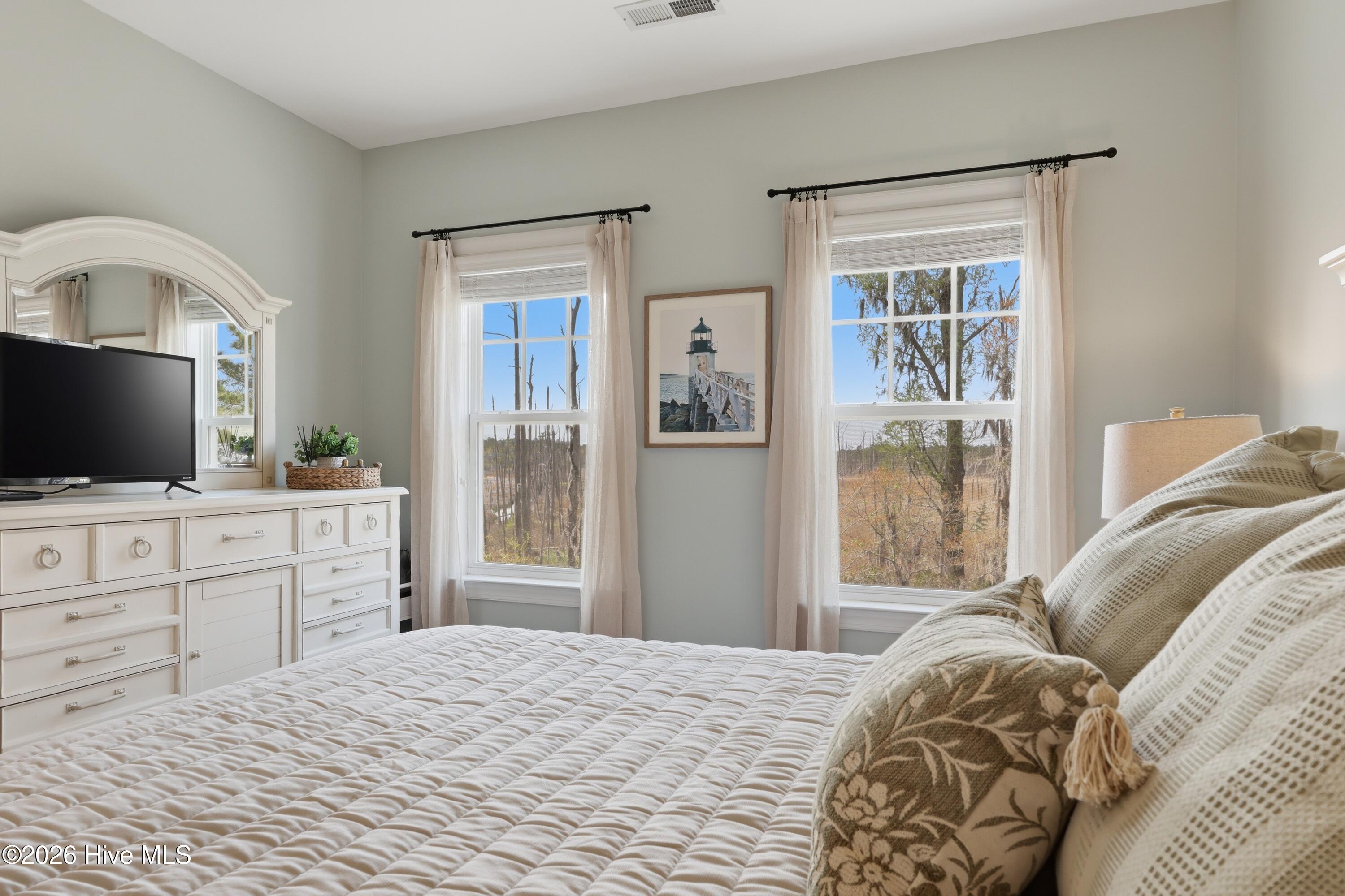 100563729 | Photo 27