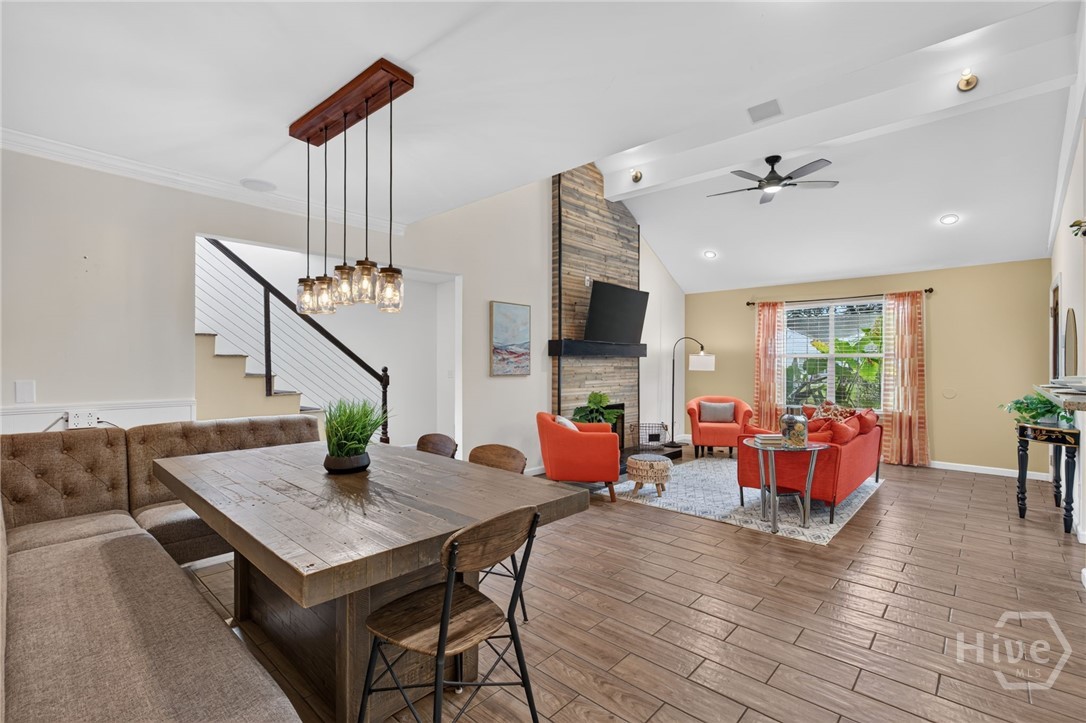 Photo 3 of Single family home for sale at 220 Laurelwood Dr, Savannah, GA 31419 | MLS# SA365153 | Listing updated on 2026-10-09