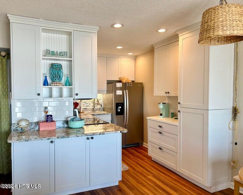 100548316 | Photo 13