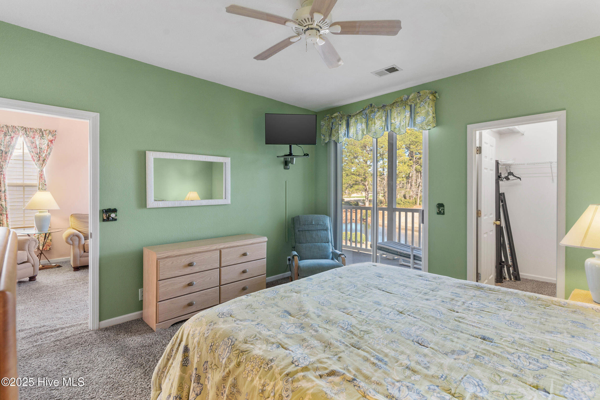 100482568 | Photo 20