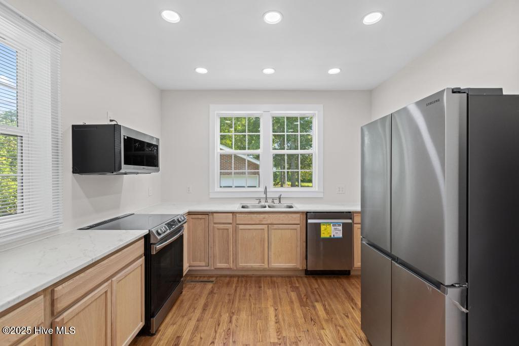 Homes for sale in Bayboro, NC | 860 Main St, Bayboro, NC 28515 | MLS# 100528765