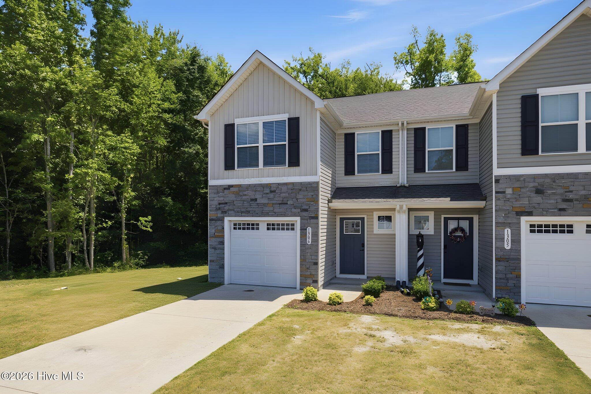Featured listings Featured listings
