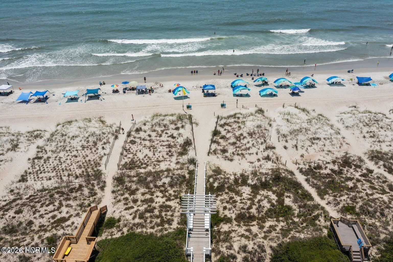 100563635 | Photo 12