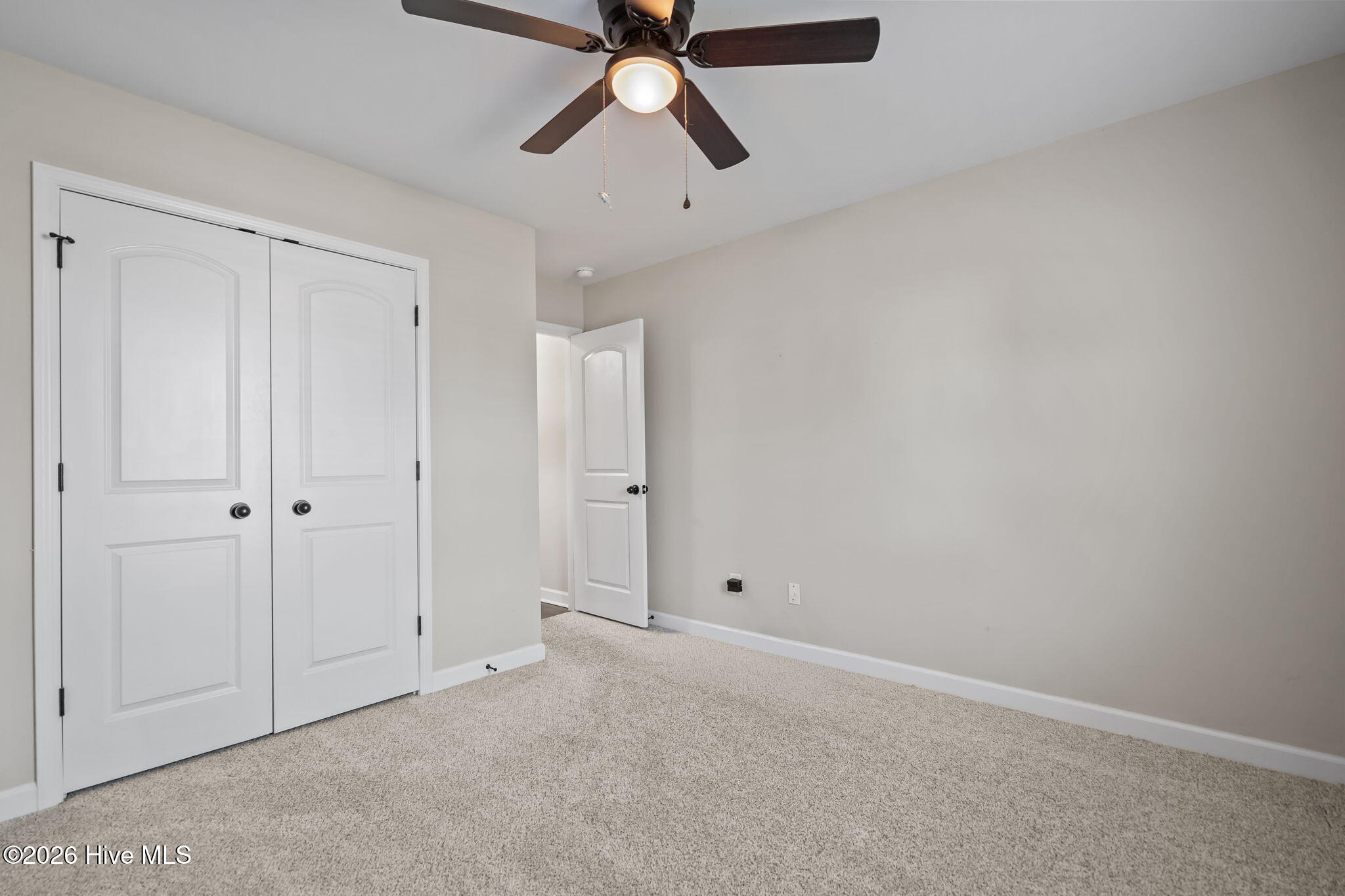 100561412 | Photo 23