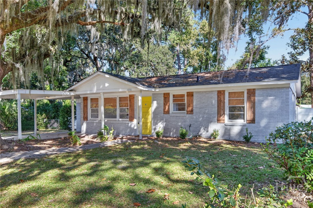 Photo 1 of Single family home for sale at 1520 Randee Dr, Savannah, GA 31406 | MLS# SA367226 | Listing updated on 2026-10-29