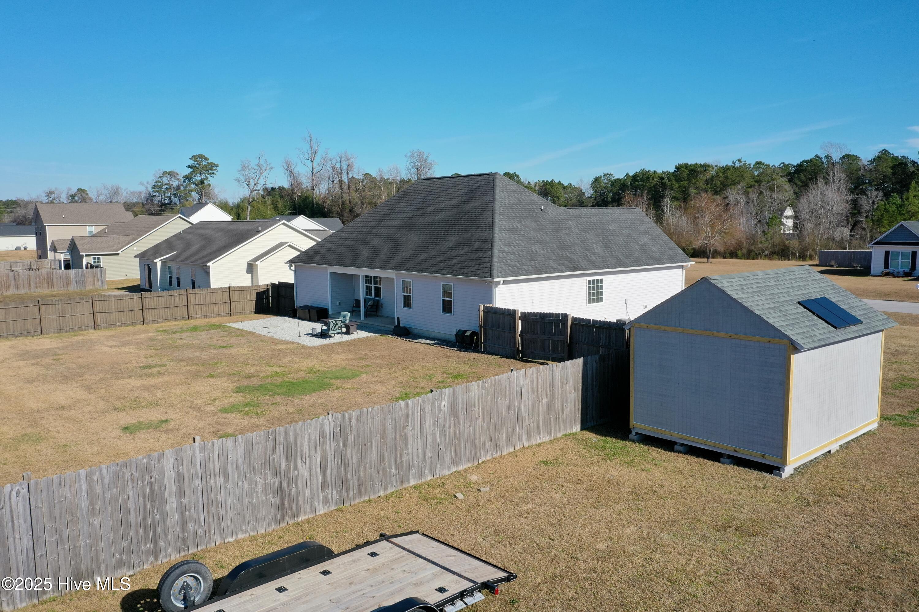 100547173 | Photo 44