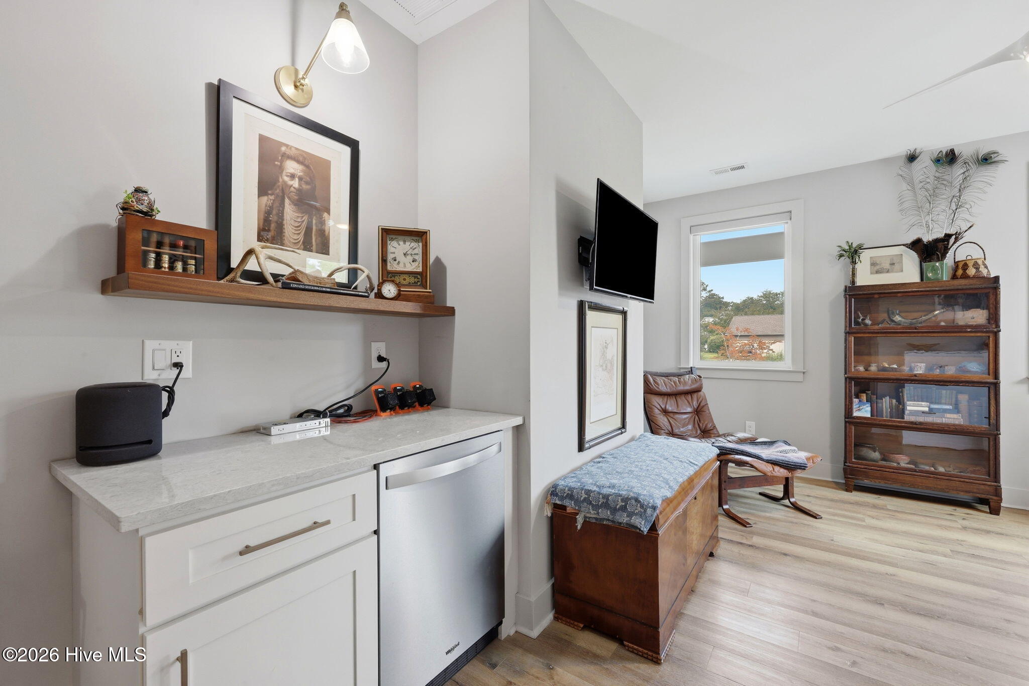 1106 Link Lane,Oriental
