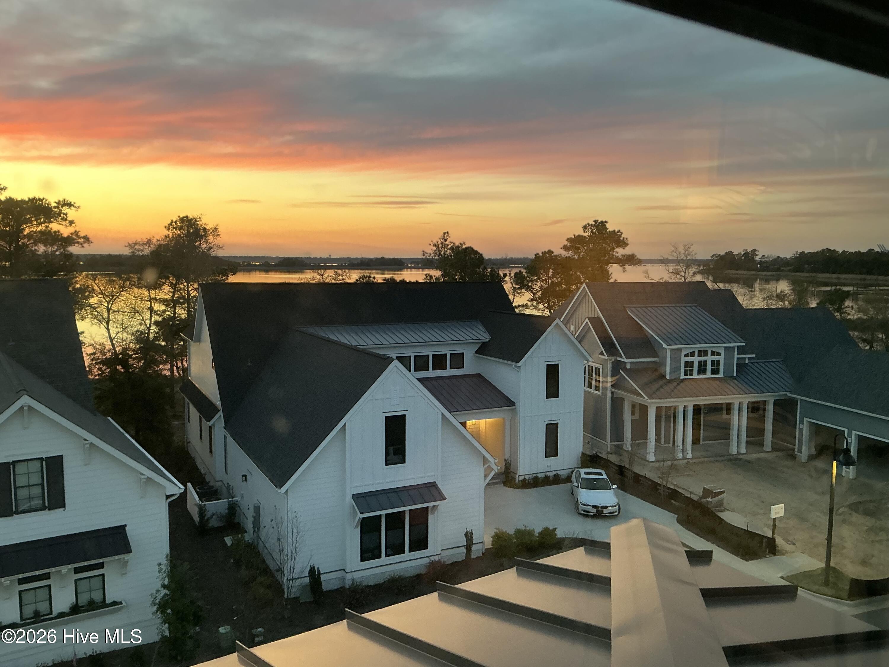 100556500 | Photo 37