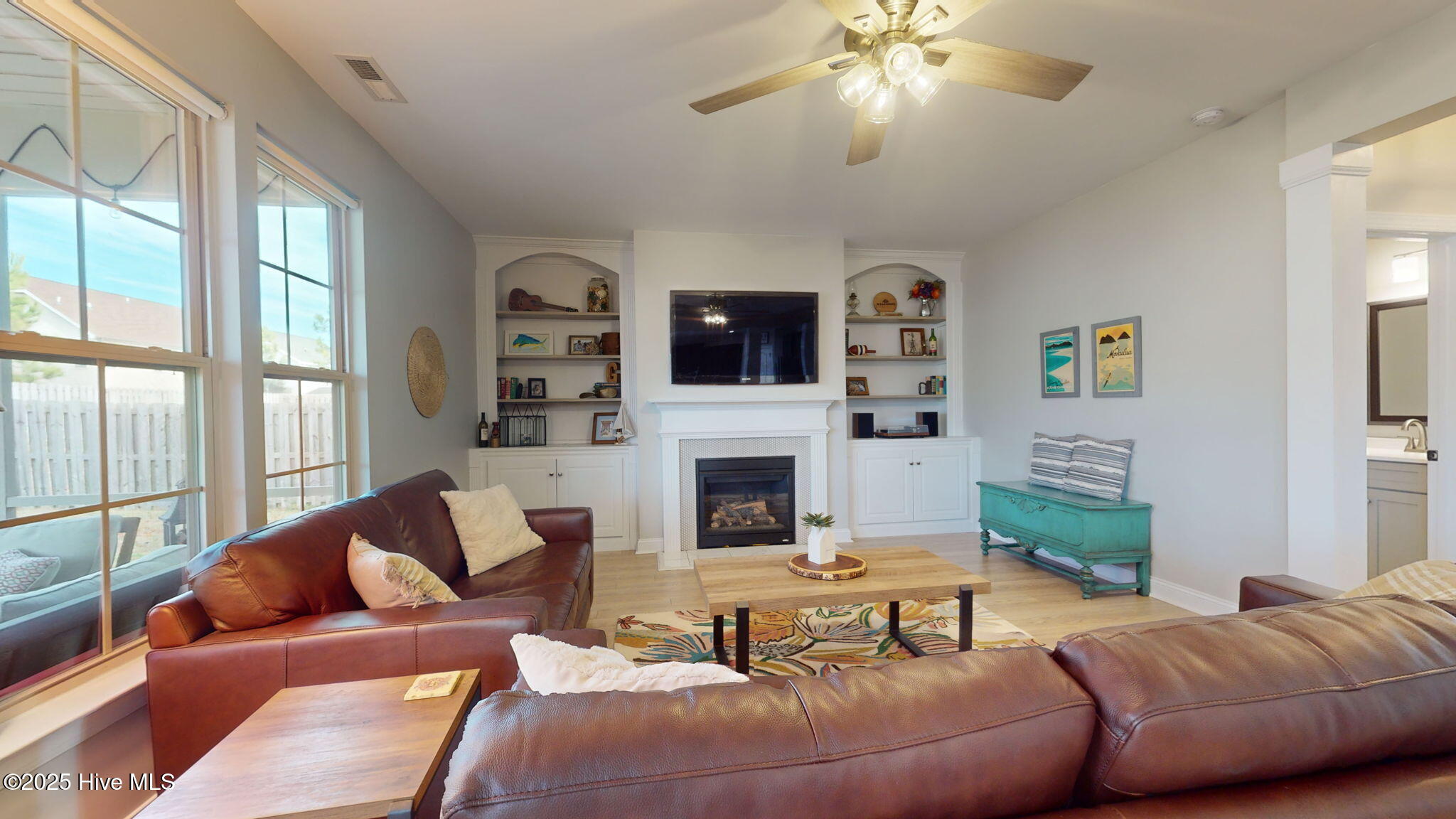 100530169 | Photo 29