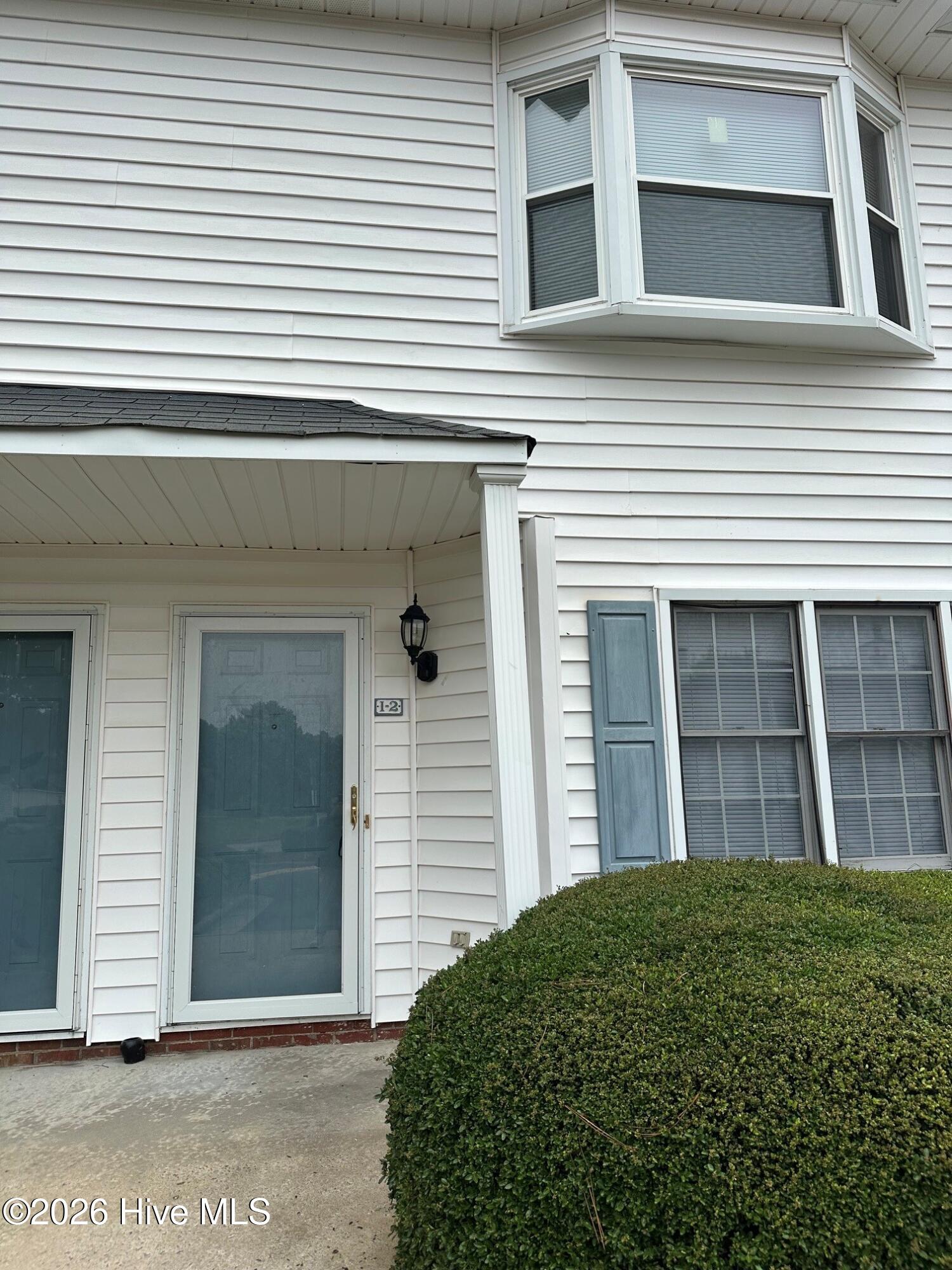 1117 Grovemont, Greenville, North Carolina, 2 Bedrooms Bedrooms, 6 Rooms Rooms,4 BathroomsBathrooms,Townhouse,For sale,Grovemont,100576696 1117 Grovemont, Greenville, North Carolina, 2 Bedrooms Bedrooms, 6 Rooms Rooms,4 BathroomsBathrooms,Townhouse,For sale,Grovemont,100576696