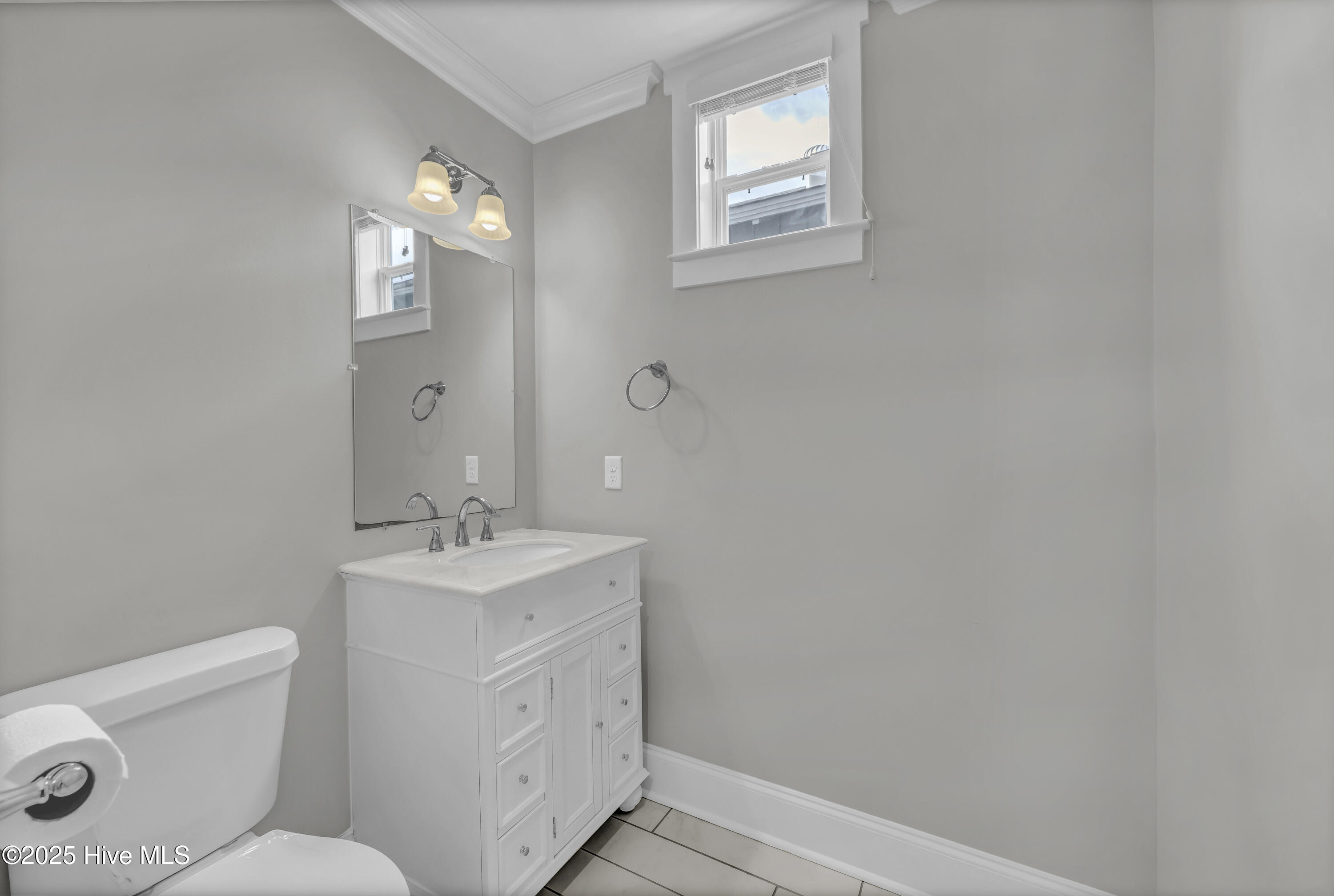 100543572 | Photo 21