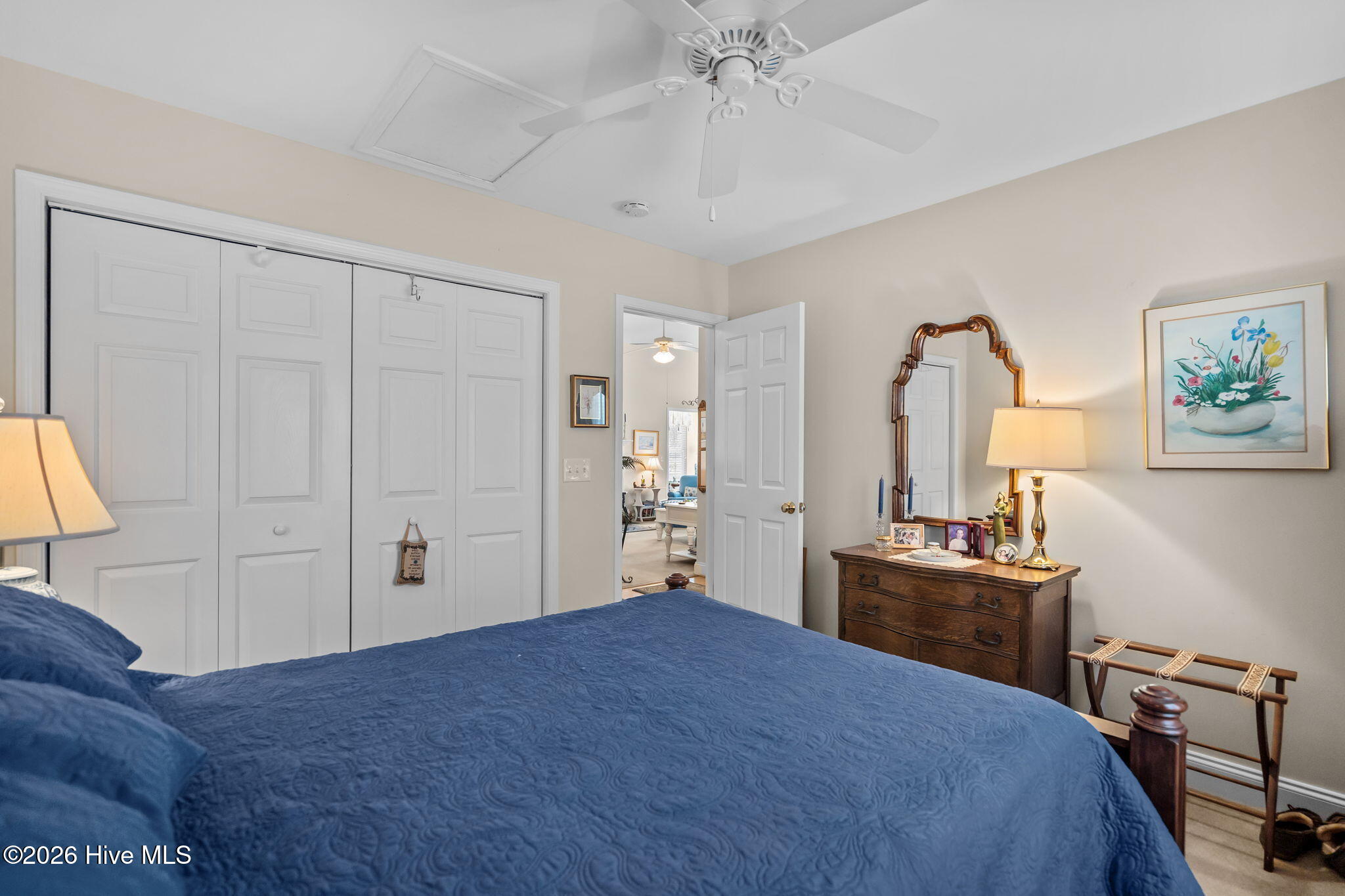 100556282 | Photo 37