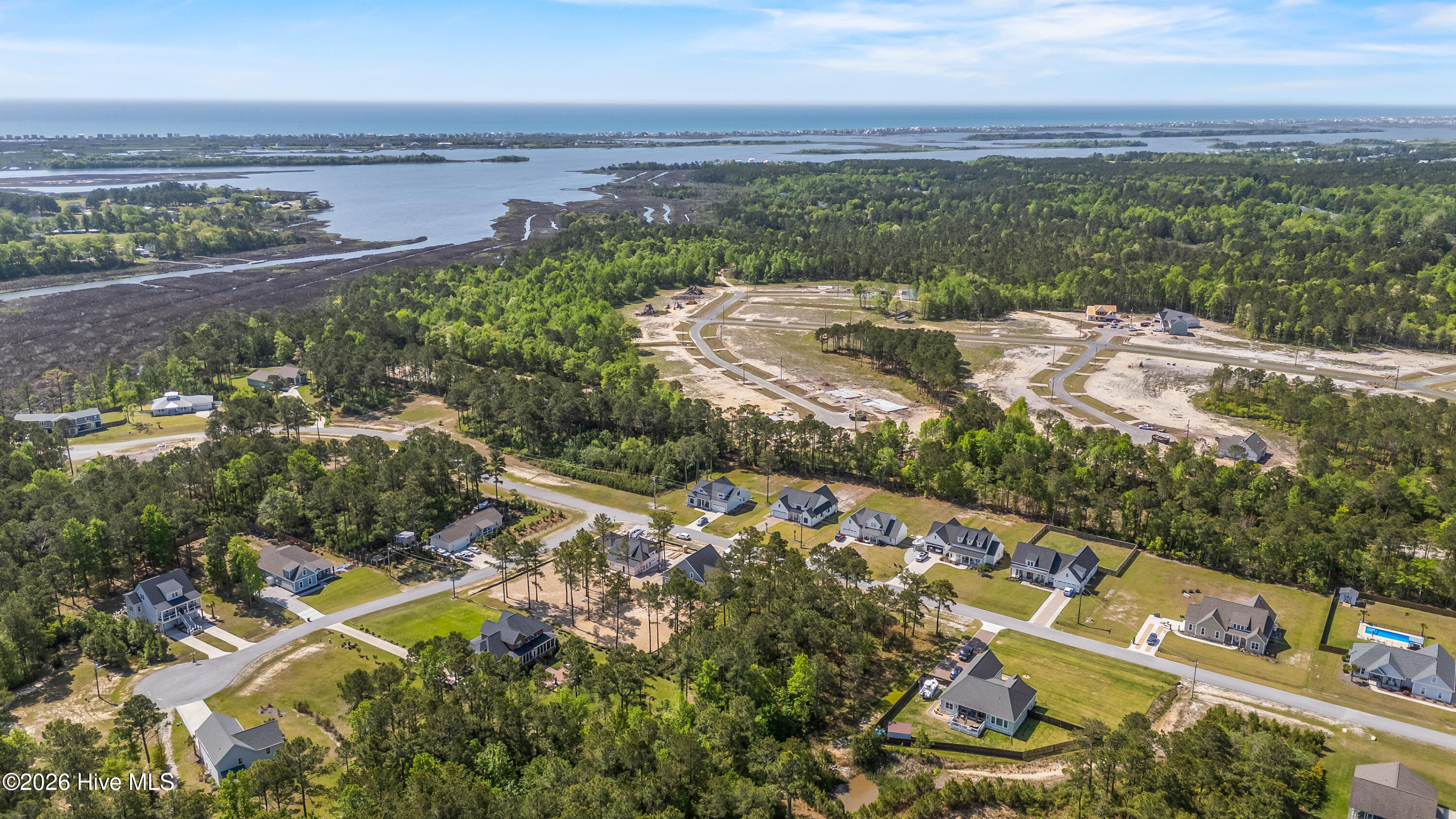 100569333 | Photo 27