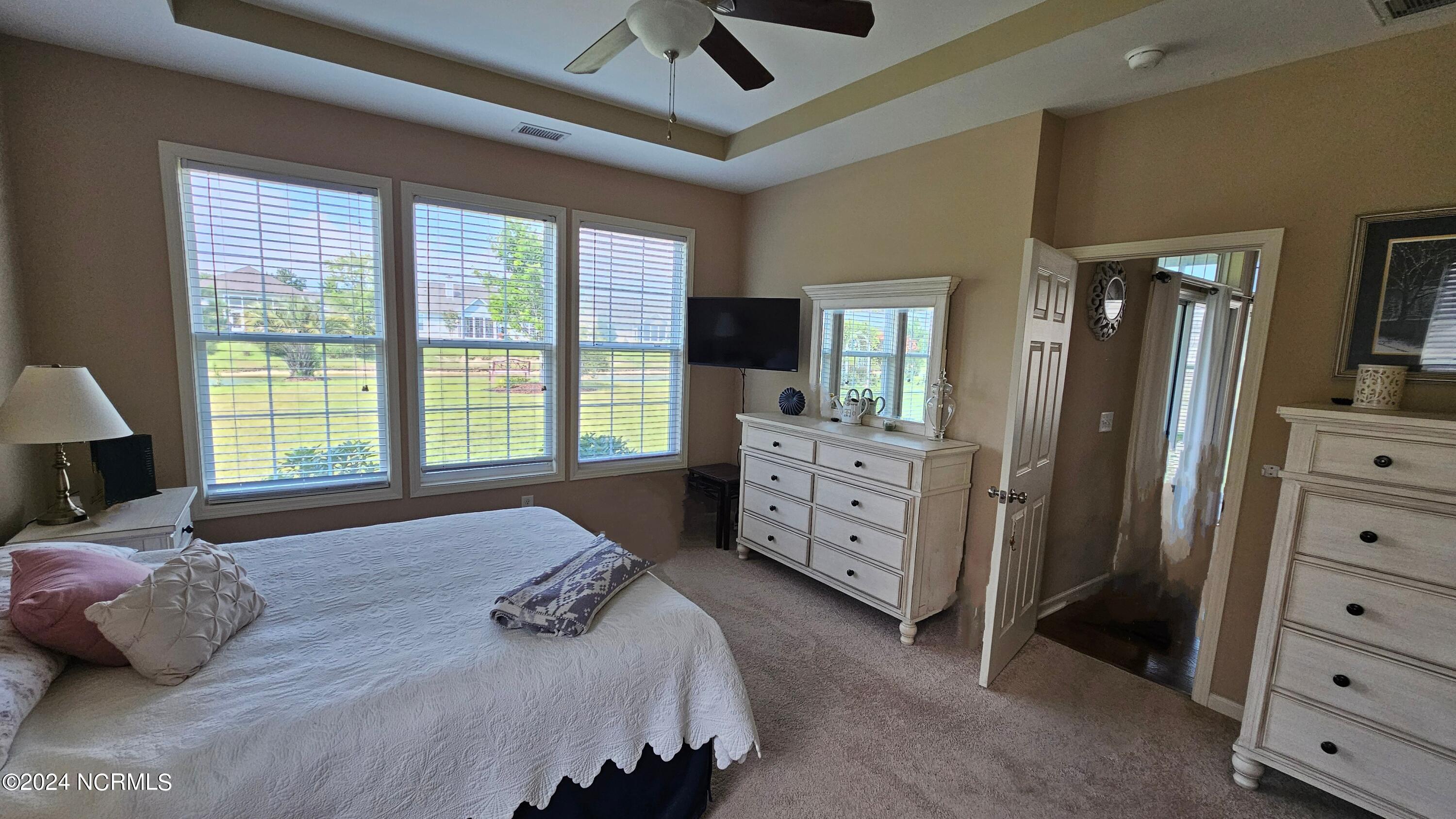 100565741 | Photo 26