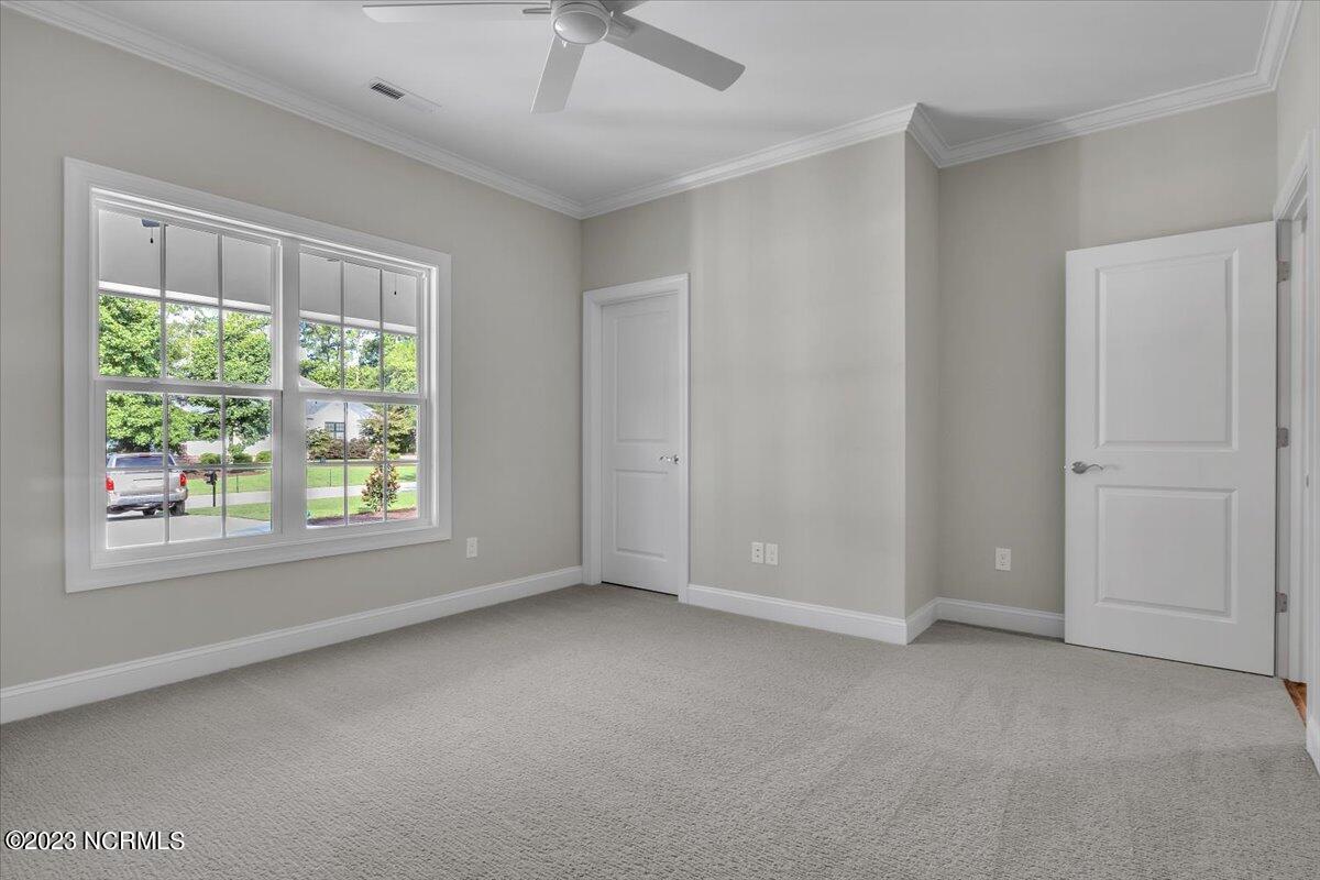 100524155 | Photo 22