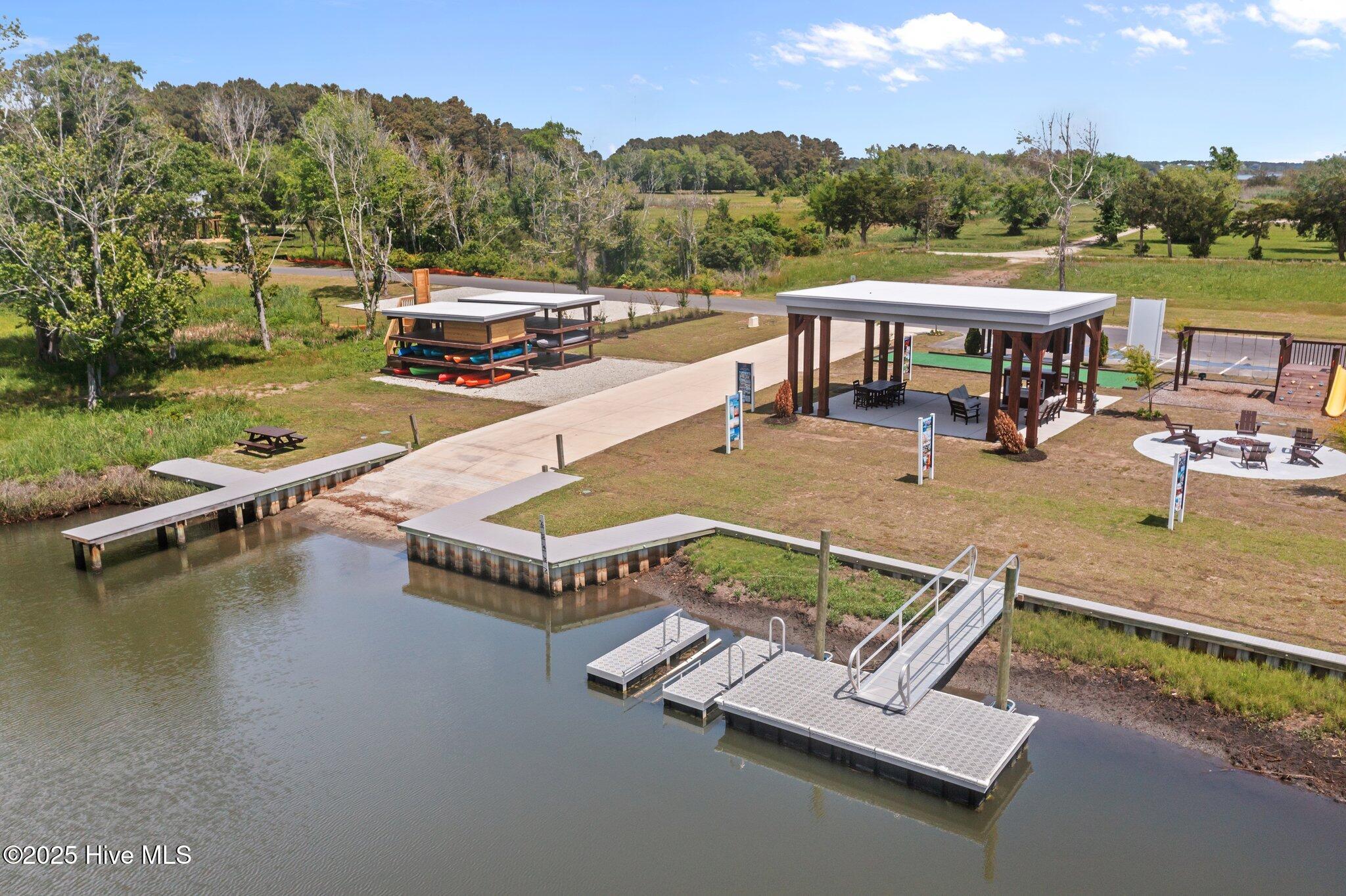 100514796 | Photo 54