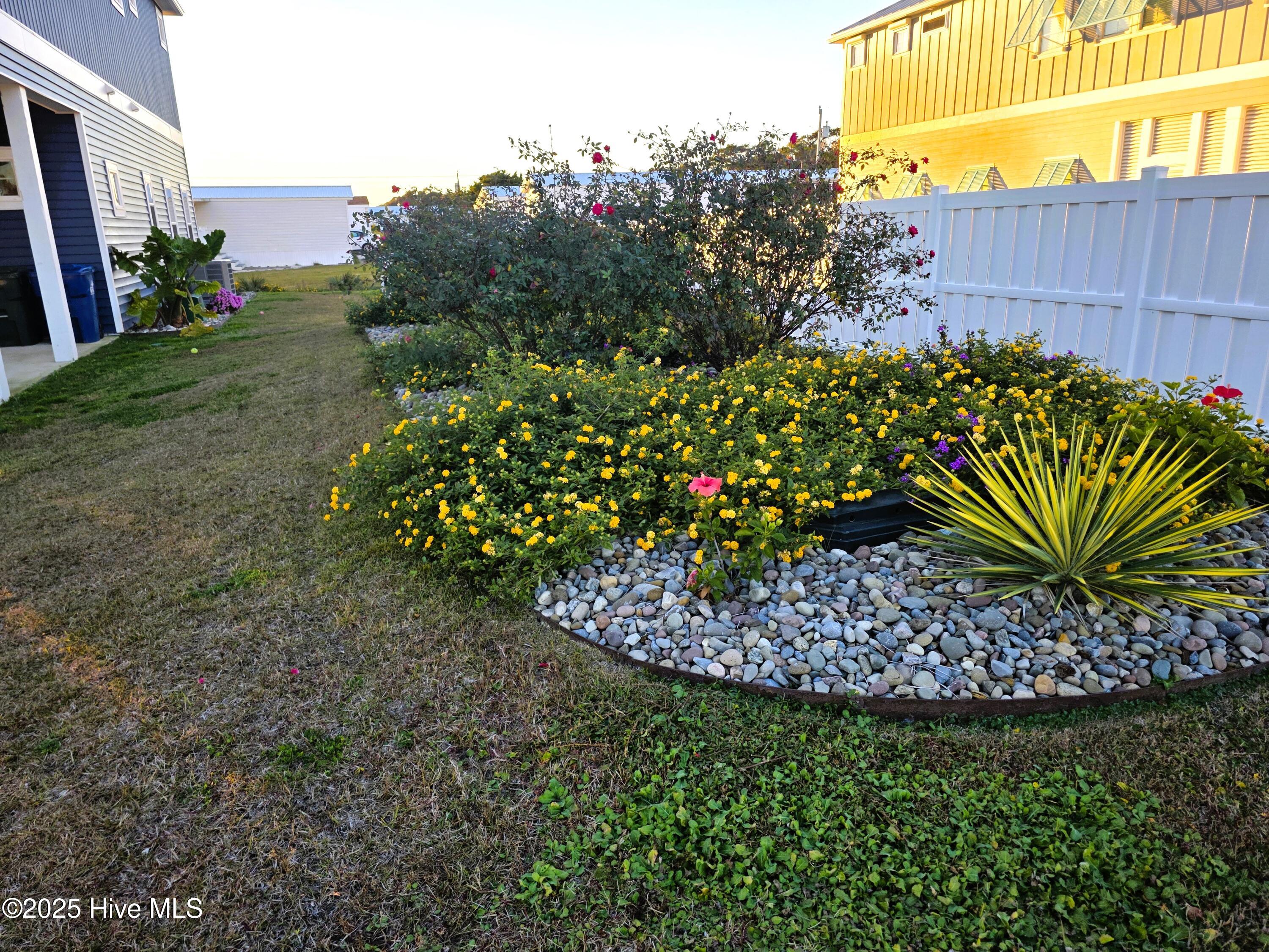 207 Fairview Street, Atlantic Beach, NC, 28512